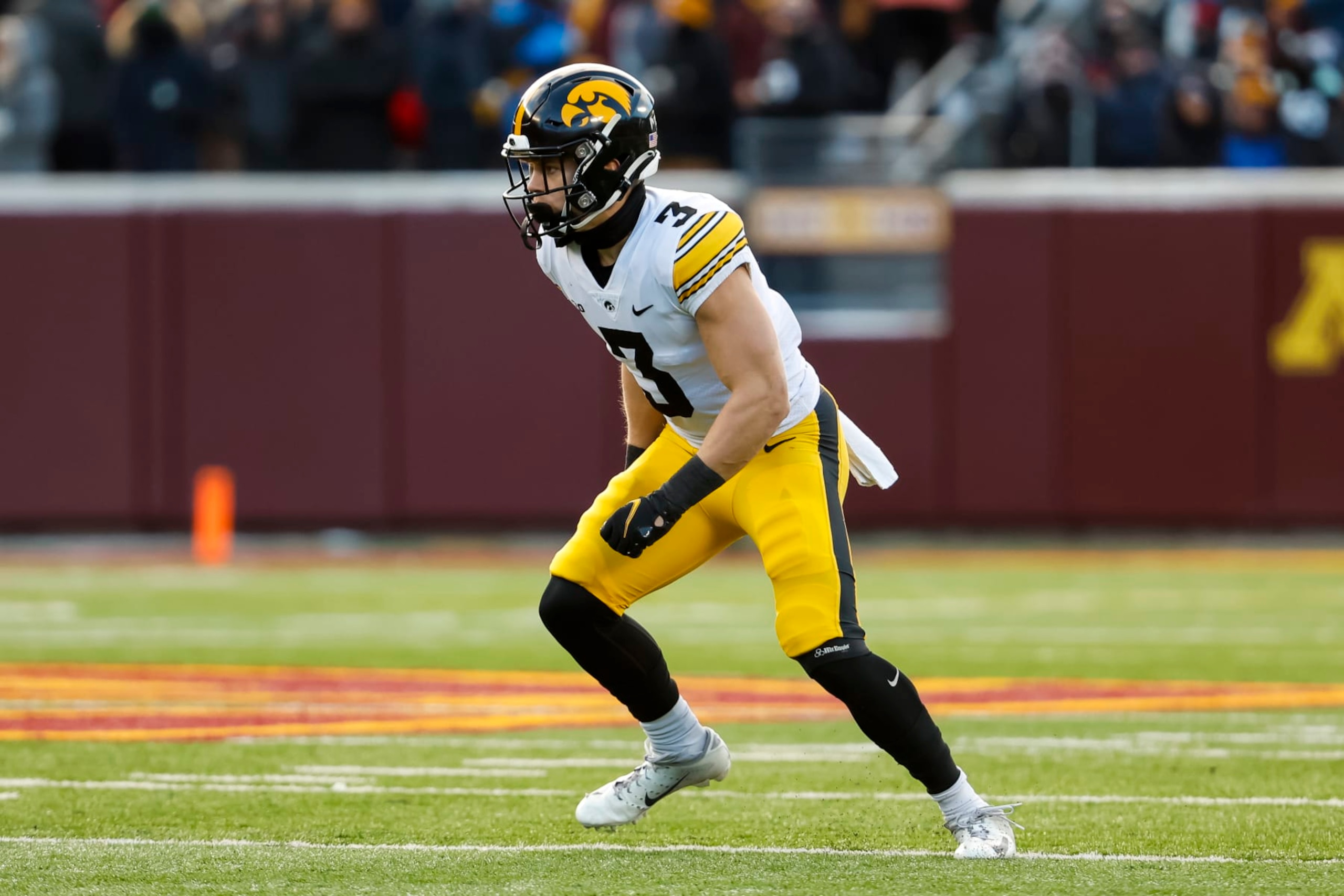 Iowa DB Cooper DeJean