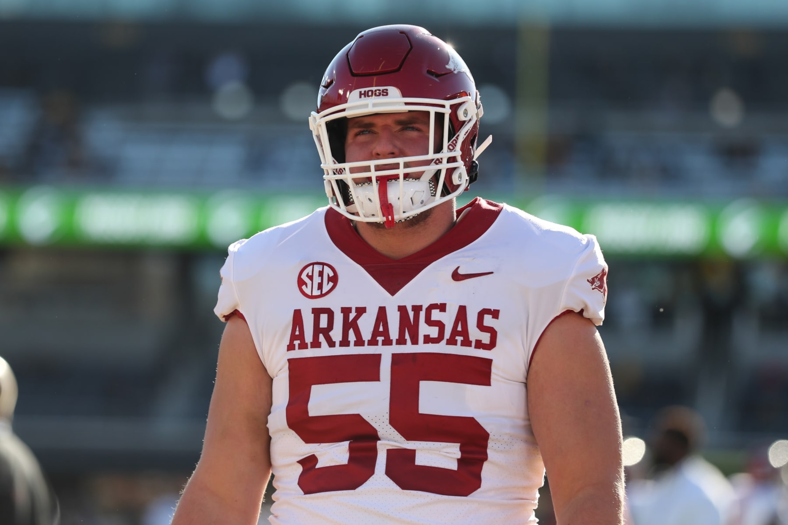 COLUMBIA, MO - NOVEMBER 25: Arkansas Razorbacks offensive lineman Beaux Limmer (55) before an SEC college football game between the Arkansas Razorbacks and Missouri Tigers on November 25, 2022 at Memorial Stadium in Columbia, MO. (Photo by Scott Winters/Icon Sportswire via Getty Images) COLUMBIA, MO - NOVEMBER 25: Arkansas Razorbacks offensive lineman Beaux Limmer (55) before an SEC college football game between the Arkansas Razorbacks and Missouri Tigers on November 25, 2022 at Memorial Stadium in Columbia, MO. (Photo by Scott Winters/Icon Sportswire via Getty Images)