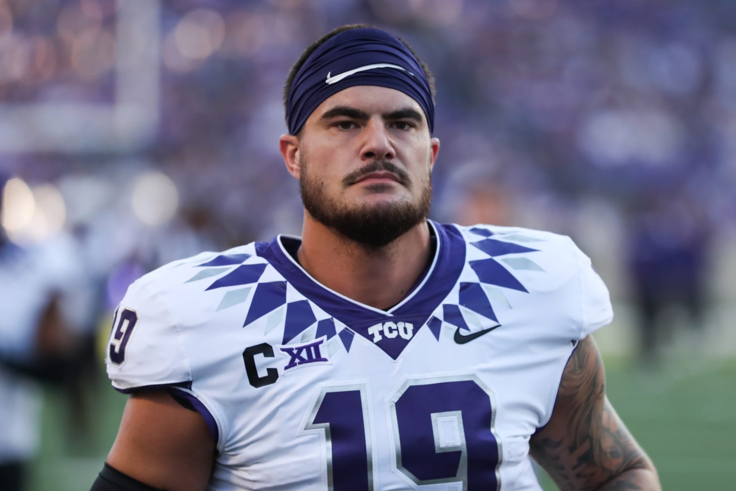 MANHATTAN, KS - OCTOBER 21: TCU Horned Frogs tight end Jared Wiley (19) before a Big 12 college football game between the TCU Horned Frogs and Kansas State Wildcats on Oct 21, 2023 at Bill Snyder Family Stadium in Manhattan, KS.  (Photo by Scott Winters/Icon Sportswire via Getty Images)