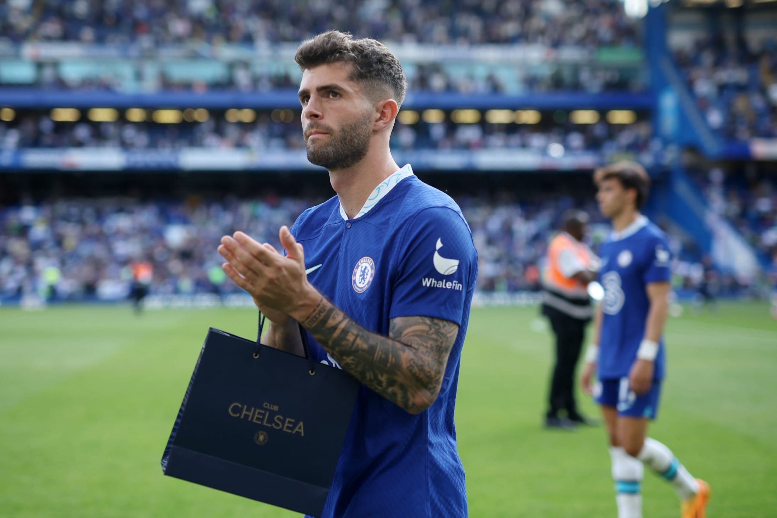 LONDON, ENGLAND - MAY 28: Christian Pulisic of Chelsea acknowledges the fans following the Premier League match between Chelsea FC and Newcastle United at Stamford Bridge on May 28, 2023 in London, England. (Photo by Chris Lee - Chelsea FC/Chelsea FC via Getty Images)