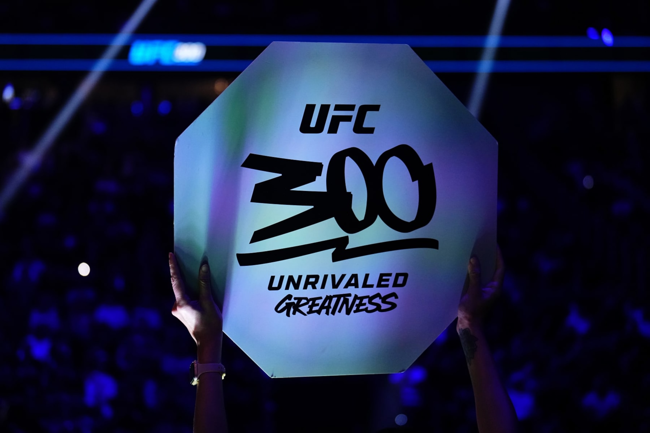 LAS VEGAS, NEVADA - APRIL 13: A detail view of a round card during the UFC 300 event at T-Mobile Arena on April 13, 2024 in Las Vegas, Nevada.  (Photo by Chris Unger/Zuffa LLC via Getty Images)