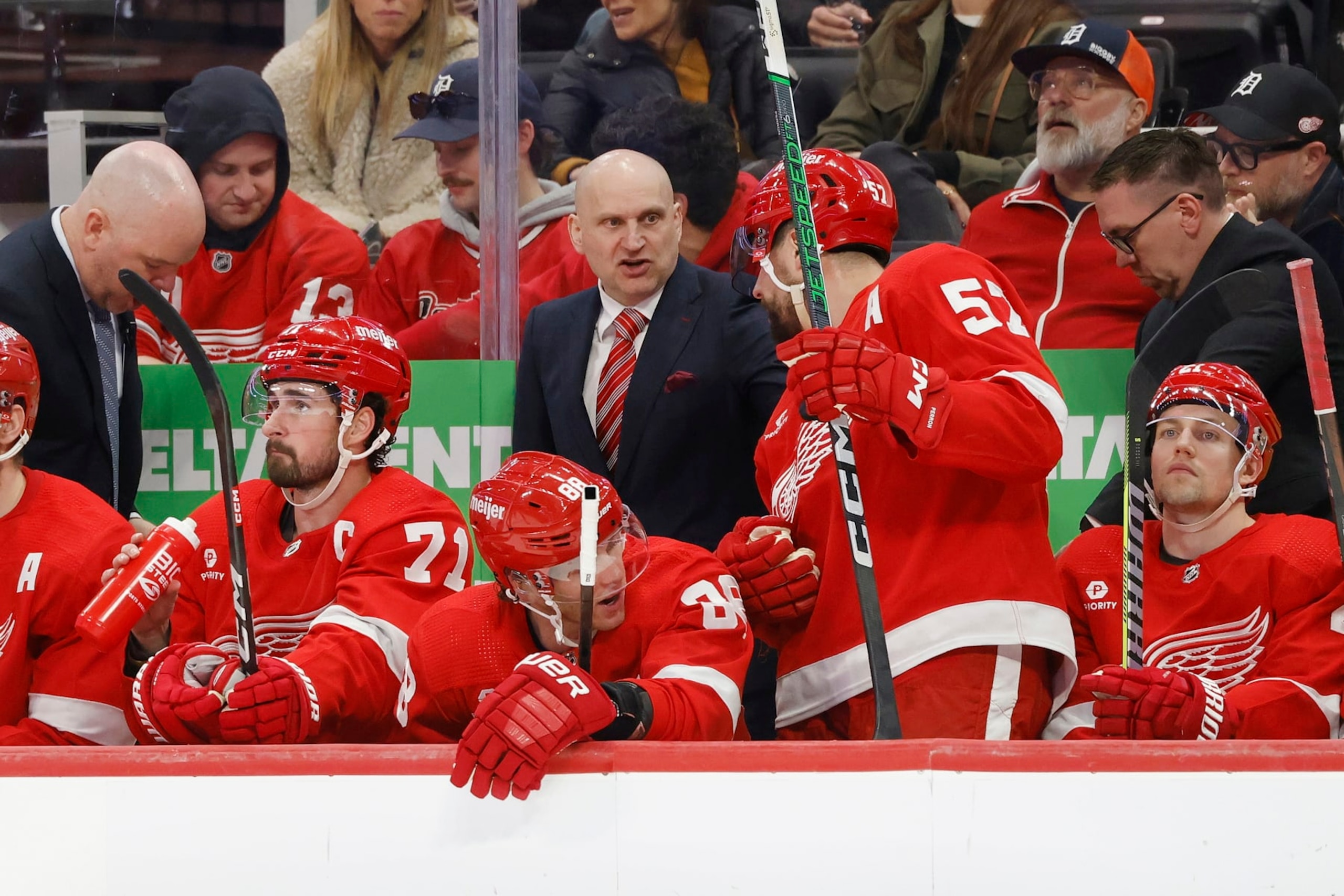 DETROIT, MI - APRIL 05: Detroit Red Wings head coach Derek Lalonde talks to his players during an NHL game against the New York Rangers on April 05, 2024 at Little Caesars Arena in Detroit, Michigan. (Photo by Joe Robbins/Icon Sportswire via Getty Images)