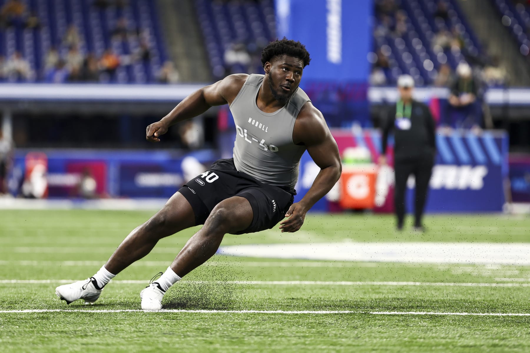 INDIANAPOLIS, INDIANA - FEBRUARY 29: Mohamed Kamara #DL40 of Colorado State participates in a drill during the NFL Combine at Lucas Oil Stadium on February 29, 2024 in Indianapolis, Indiana. (Photo by Kevin Sabitus/Getty Images)
