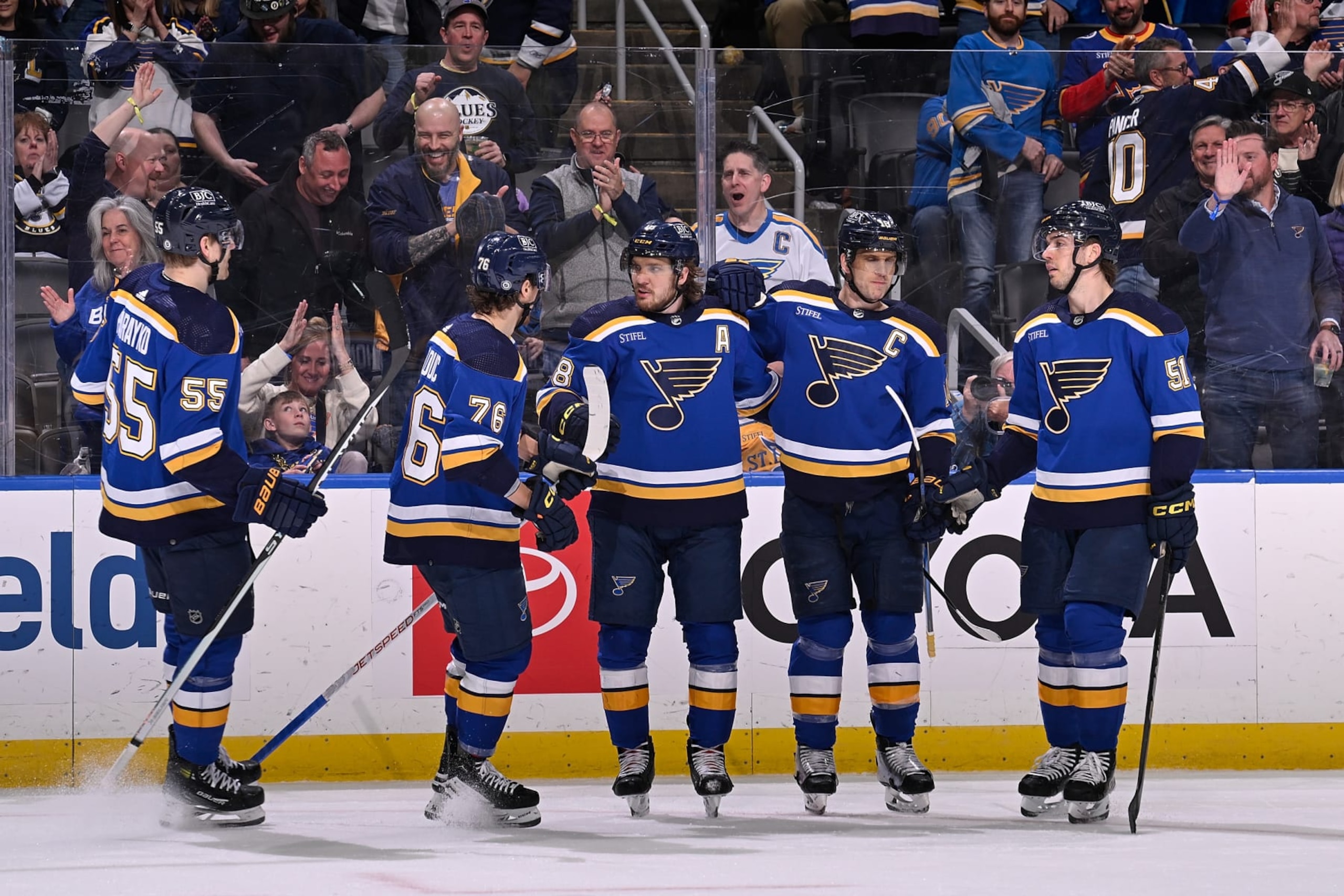 ST. LOUIS, MO - APRIL 10: Robert Thomas #18 of the St. Louis Blues is congratulated after scoring a goal against the Chicago Blackhawks on April 10, 2024 at the Enterprise Center in St. Louis, Missouri. (Photo by Joe Puetz/NHLI via Getty Images)