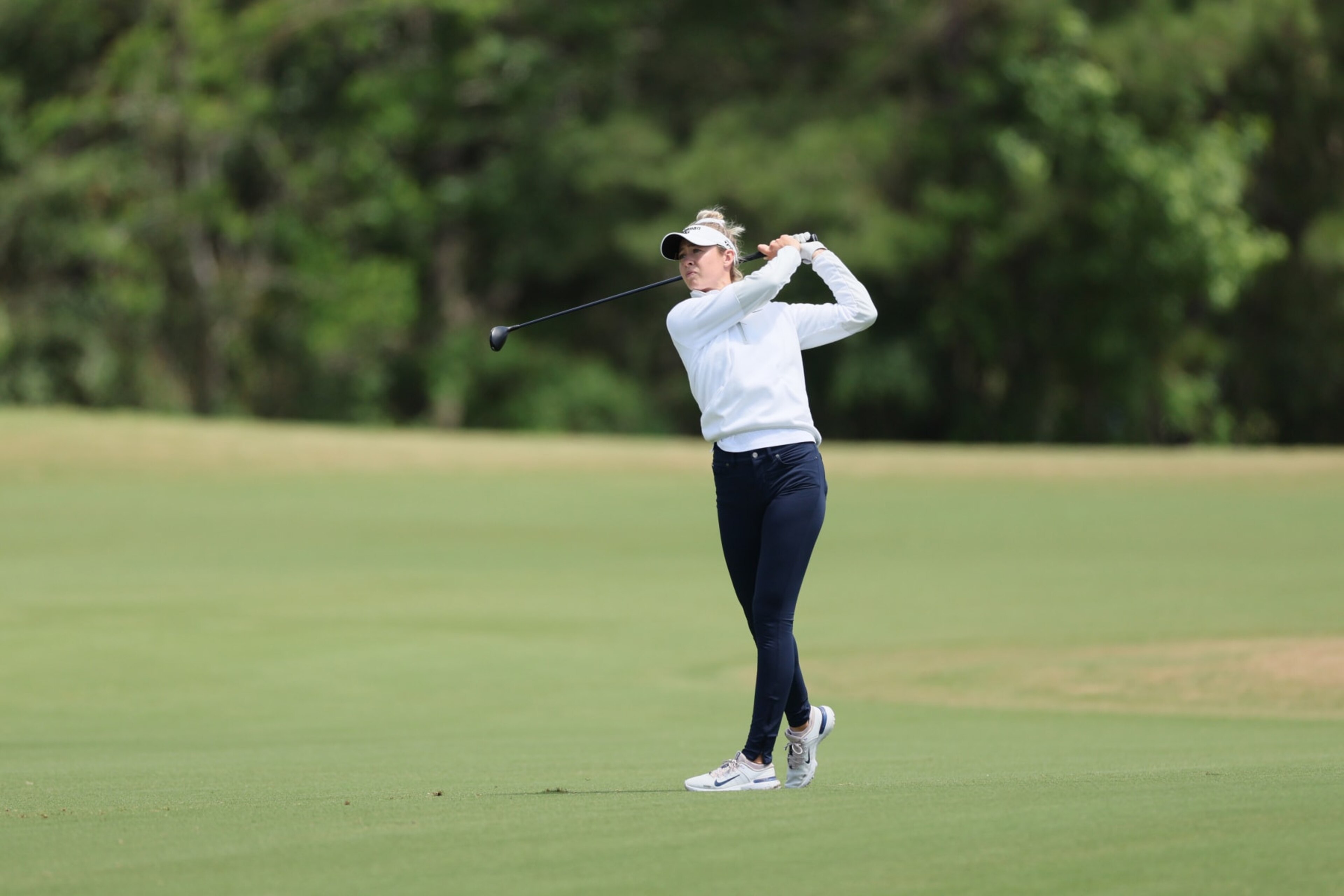 THE WOODLANDS, TEXAS - APRIL 21: Nelly Korda of the United States plays a shot on the eighth hole during the final round of The Chevron Championship at The Club at Carlton Woods on April 21, 2024 in The Woodlands, Texas. (Photo by Andy Lyons/Getty Images) THE WOODLANDS, TEXAS - APRIL 21: Nelly Korda of the United States plays a shot on the eighth hole during the final round of The Chevron Championship at The Club at Carlton Woods on April 21, 2024 in The Woodlands, Texas. (Photo by Andy Lyons/Getty Images)