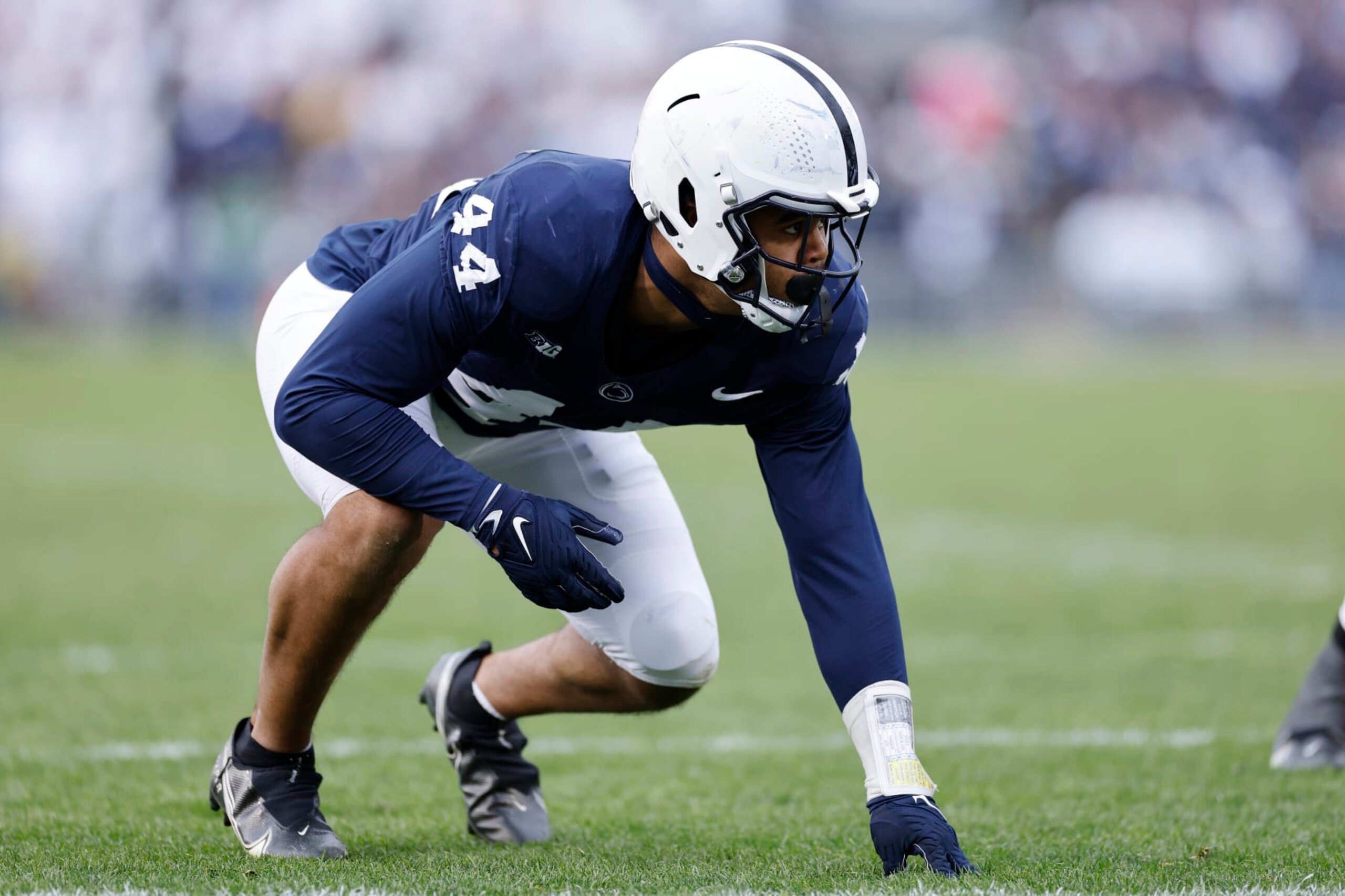 UNIVERSITY PARK, PA - NOVEMBER 11: Penn State Nittany Lions defensive end Chop Robinson (44) lines up on defense during a college football game against the Michigan Wolverines on November 11, 2023 at Beaver Stadium in University Park, Pennsylvania. (Photo by Joe Robbins/Icon Sportswire via Getty Images) UNIVERSITY PARK, PA - NOVEMBER 11: Penn State Nittany Lions defensive end Chop Robinson (44) lines up on defense during a college football game against the Michigan Wolverines on November 11, 2023 at Beaver Stadium in University Park, Pennsylvania. (Photo by Joe Robbins/Icon Sportswire via Getty Images)
