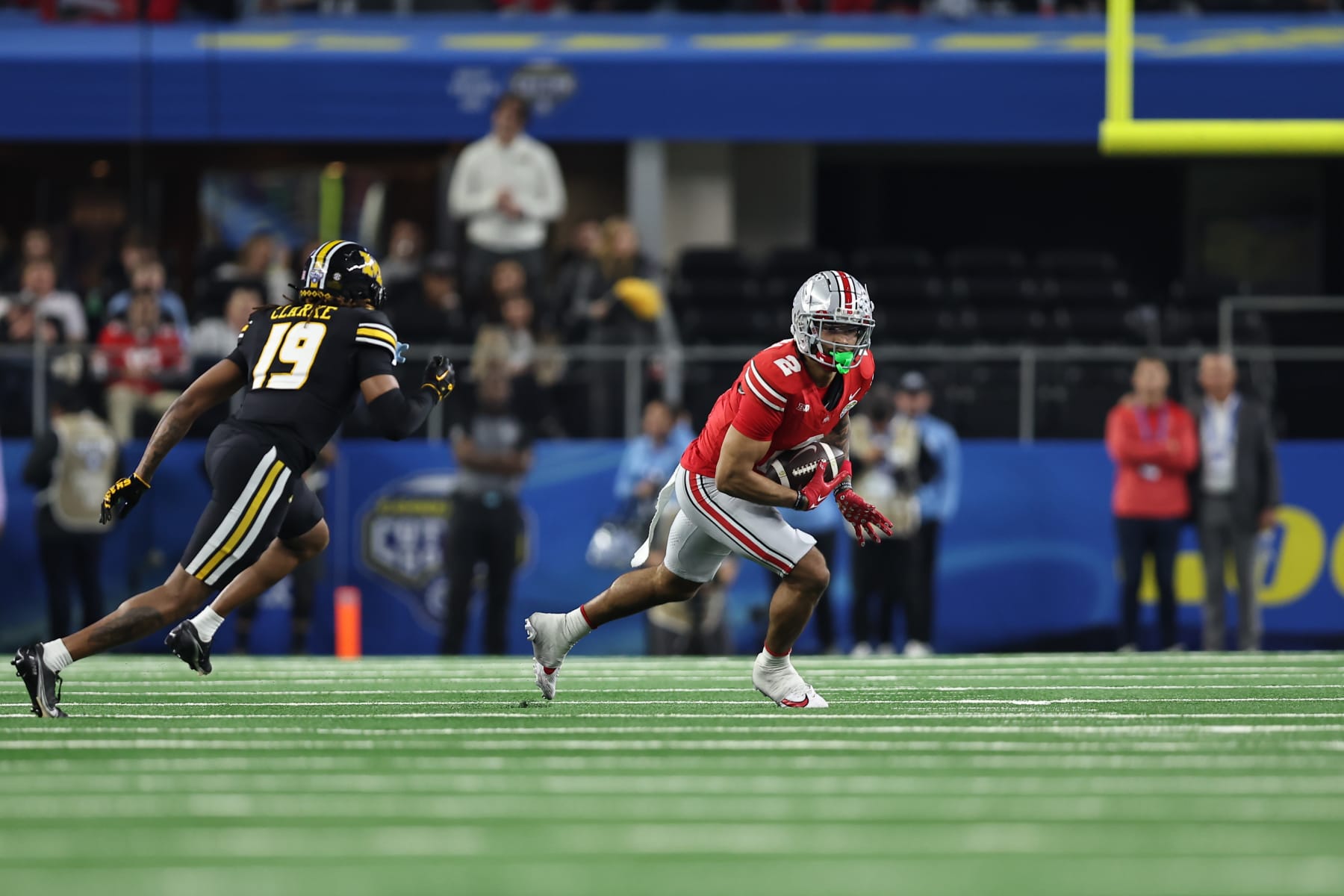 ARLINGTON, TX - DECEMBER 29: Ohio State Buckeyes wide receiver Emeka Egbuka (2) runs with the ball in the 88th Cotton Bowl Classic between the Missouri Tigers and the Ohio State Buckeyes on December 29, 2023 at AT&T Stadium in Arlington, TX (Photo by John Bunch/Icon Sportswire via Getty Images)