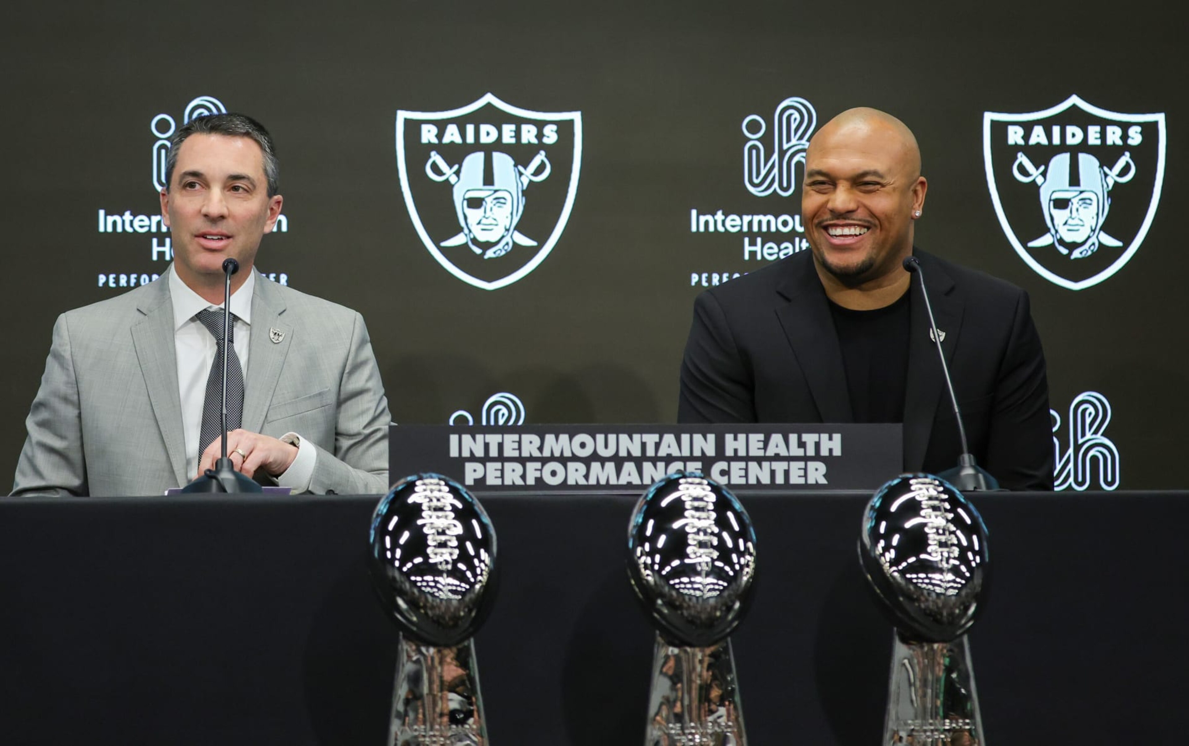 HENDERSON, NEVADA - JANUARY 24: Tom Telesco (L) and Antonio Pierce attend a news conference introducing Telesco as the general manager and Pierce as the head coach of the Las Vegas Raiders at the Las Vegas Raiders Headquarters/Intermountain Healthcare Performance Center on January 24, 2024 in Henderson, Nevada. (Photo by Ethan Miller/Getty Images) HENDERSON, NEVADA - JANUARY 24: Tom Telesco (L) and Antonio Pierce attend a news conference introducing Telesco as the general manager and Pierce as the head coach of the Las Vegas Raiders at the Las Vegas Raiders Headquarters/Intermountain Healthcare Performance Center on January 24, 2024 in Henderson, Nevada. (Photo by Ethan Miller/Getty Images)