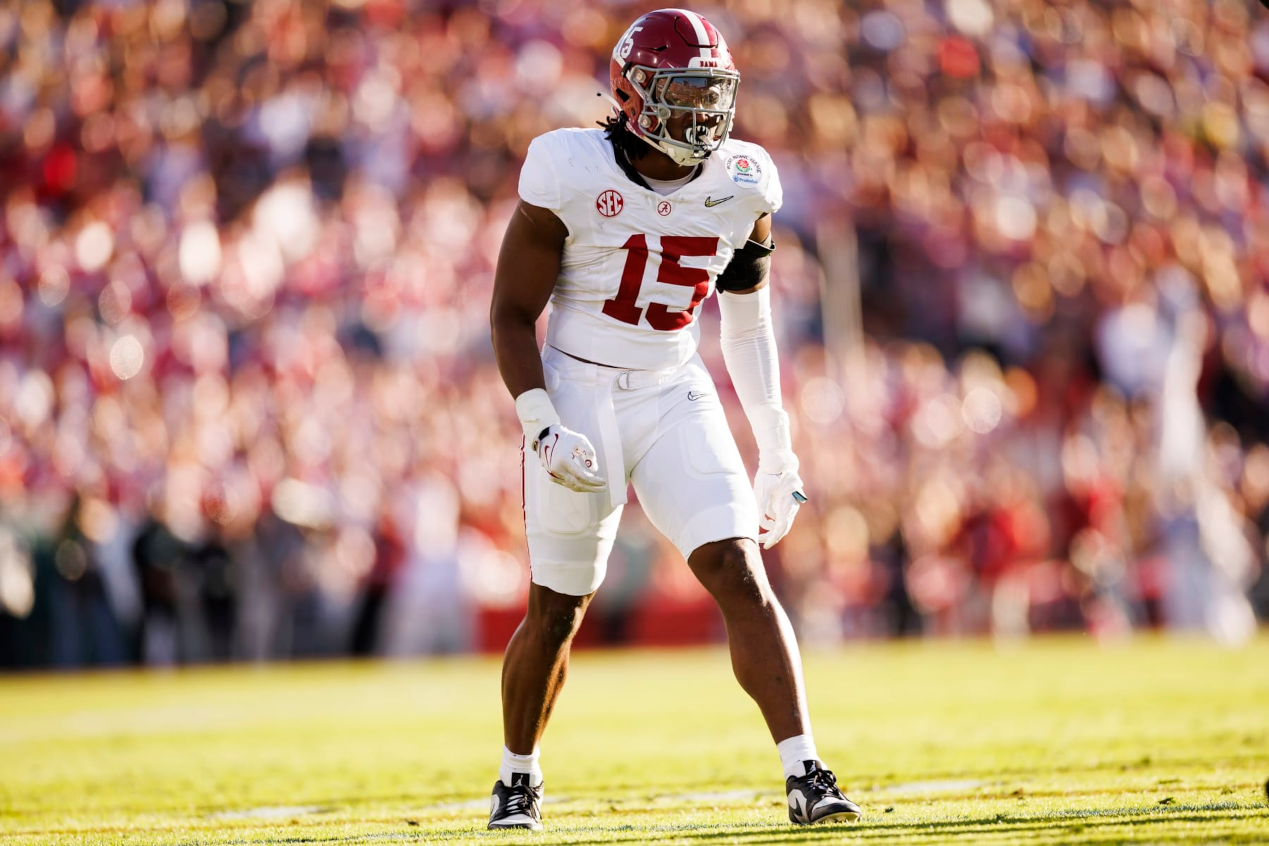 PASADENA, CALIFORNIA - JANUARY 01: Linebacker Dallas Turner #15 of the Alabama Crimson Tide defends in coverage during the CFP Semifinal Rose Bowl Game against the Michigan Wolverines at Rose Bowl Stadium on January 1, 2024 in Pasadena, California. (Photo by Ryan Kang/Getty Images) PASADENA, CALIFORNIA - JANUARY 01: Linebacker Dallas Turner #15 of the Alabama Crimson Tide defends in coverage during the CFP Semifinal Rose Bowl Game against the Michigan Wolverines at Rose Bowl Stadium on January 1, 2024 in Pasadena, California. (Photo by Ryan Kang/Getty Images)