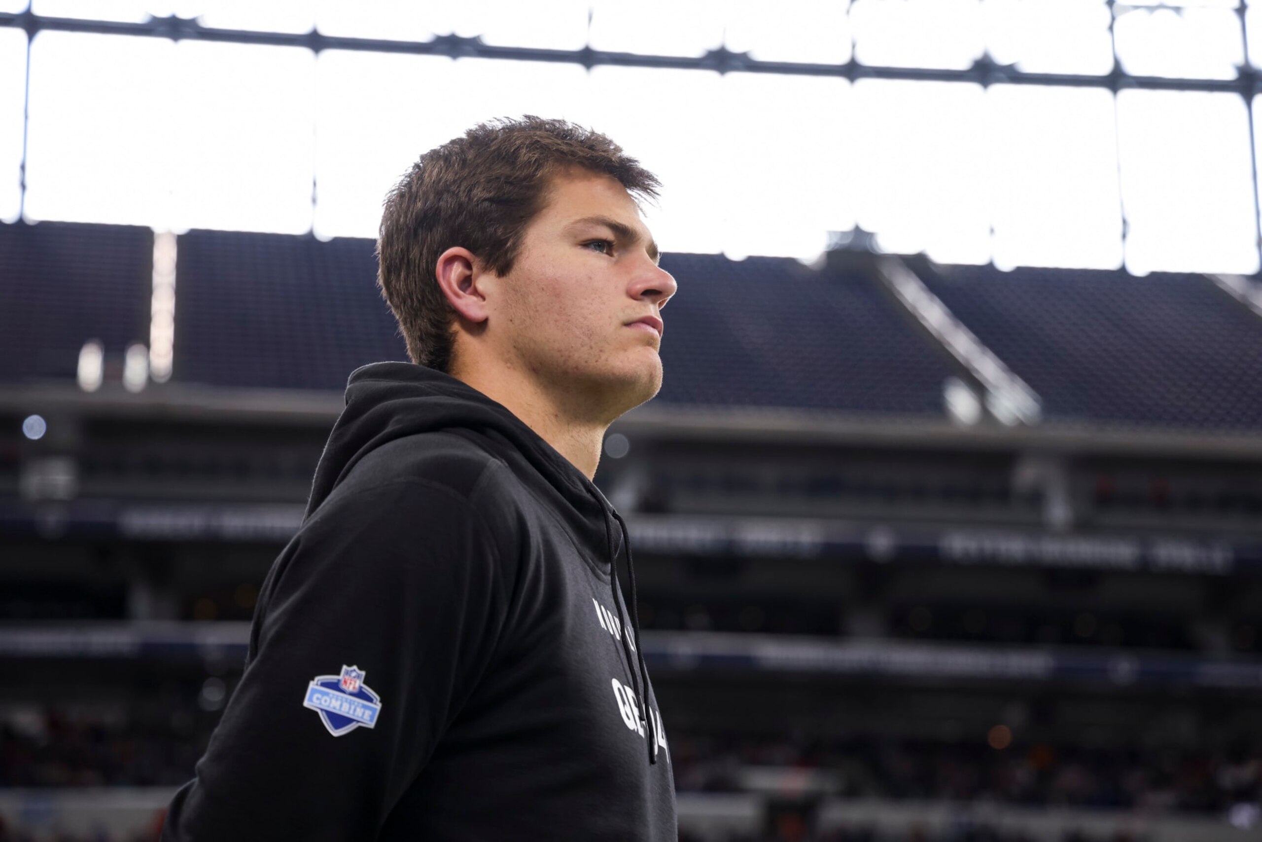INDIANAPOLIS, INDIANA - MARCH 2: Drake Maye #QB04 of North Carolina watches drills during the NFL Scouting Combine at Lucas Oil Stadium on March 2, 2024 in Indianapolis, Indiana. (Photo by Kara Durrette/Getty Images) INDIANAPOLIS, INDIANA - MARCH 2: Drake Maye #QB04 of North Carolina watches drills during the NFL Scouting Combine at Lucas Oil Stadium on March 2, 2024 in Indianapolis, Indiana. (Photo by Kara Durrette/Getty Images)