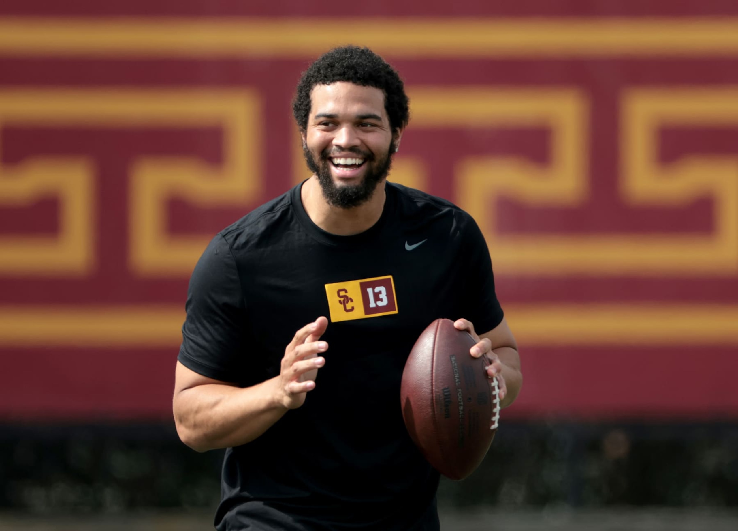 Los Angeles, California March 20, 2024-USC quarterback Caleb Williams smiles during USC Pro Day in Los Angeles Wednesday. (Wally Skalij/Los Angeles Times via Getty Images) Los Angeles, California March 20, 2024-USC quarterback Caleb Williams smiles during USC Pro Day in Los Angeles Wednesday. (Wally Skalij/Los Angeles Times via Getty Images)