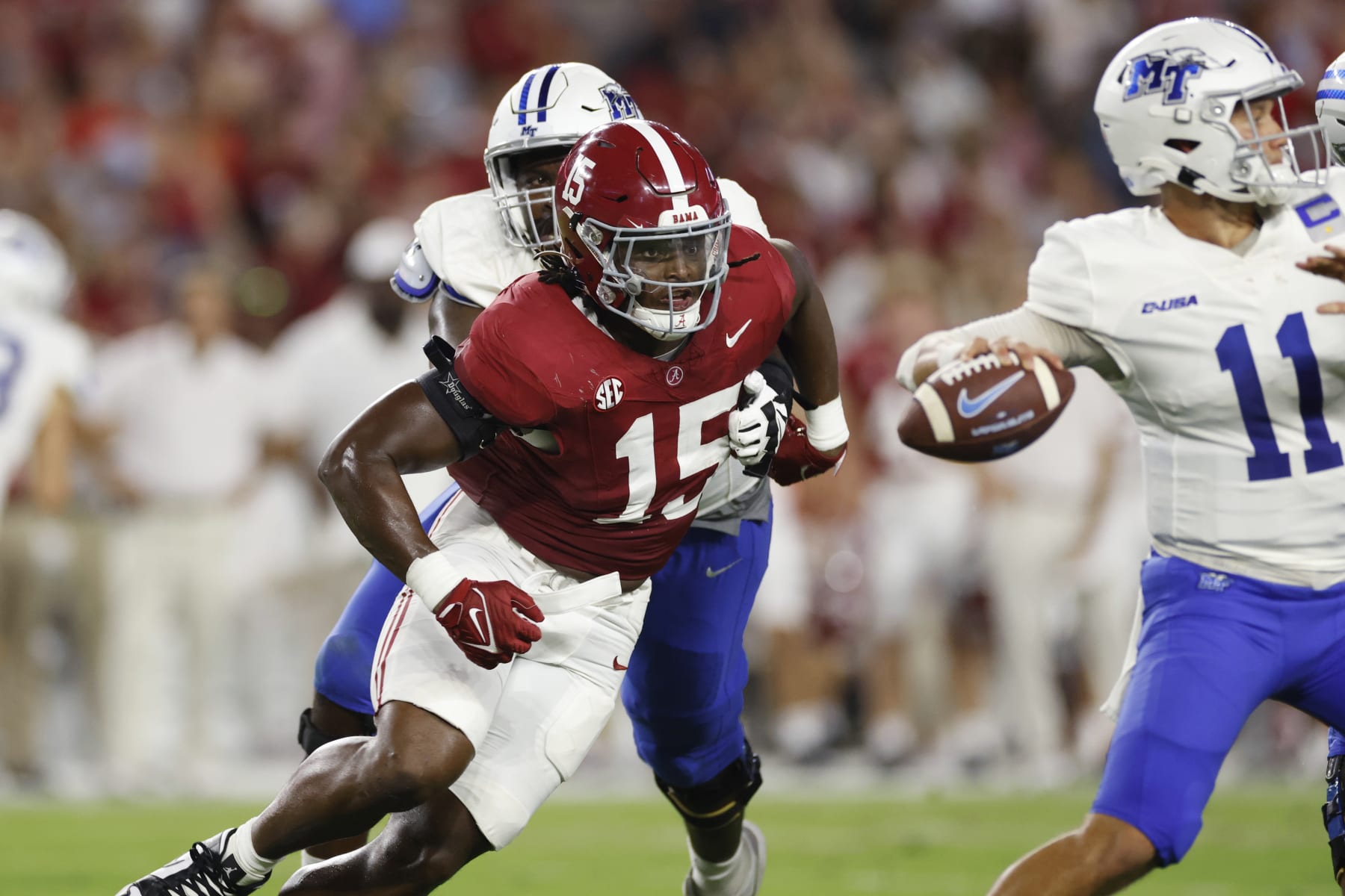 TUSCALOOSA, AL - SEPTEMBER 02: Alabama Crimson Tide linebacker Dallas Turner (15) rushes on defense during a college football game against the Middle Tennessee Blue Raiders on September 02, 2023 at Bryant-Denny Stadium in Tuscaloosa, Alabama. (Photo by Joe Robbins/Icon Sportswire via Getty Images)