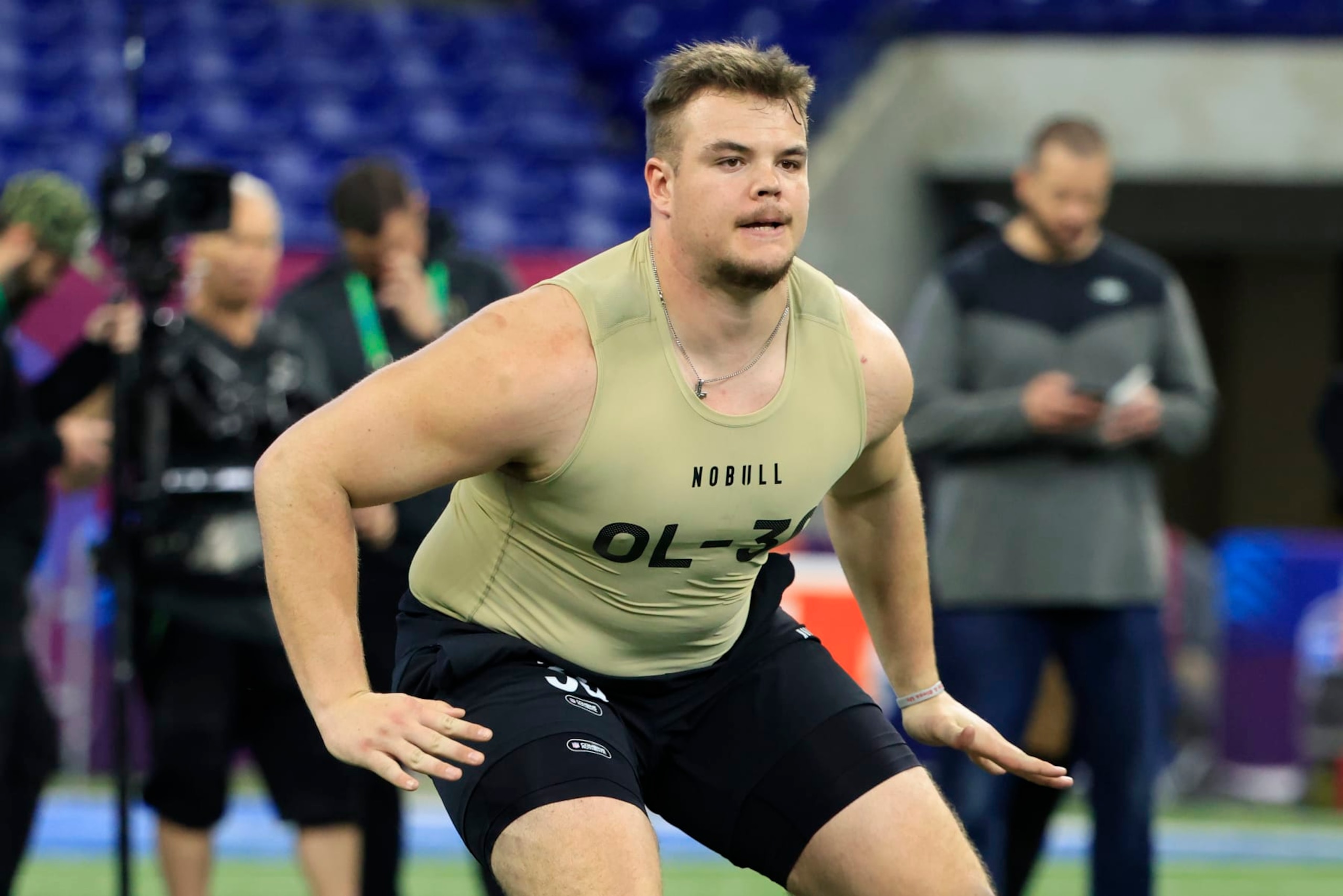 INDIANAPOLIS, INDIANA - MARCH 03: Garret Greenfield #OL30 of the South Dakota State participates in a drill during the NFL Combine at Lucas Oil Stadium on March 03, 2024 in Indianapolis, Indiana. (Photo by Justin Casterline/Getty Images)