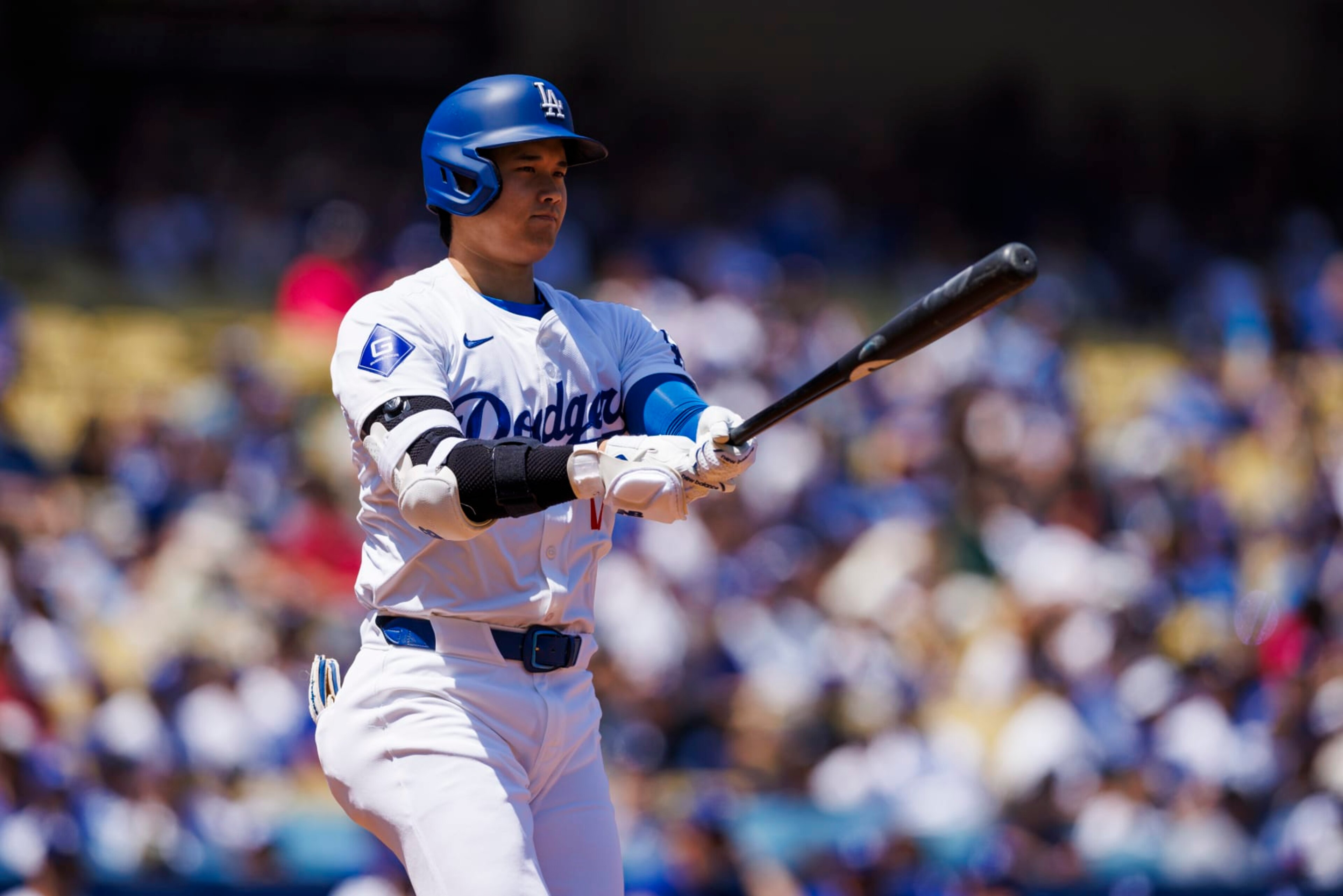 LOS ANGELES, CA - APRIL 21: Los Angeles Dodgers Shohei Ohtani (17) swings during the Los Angeles Dodgers game versus the New York Mets on April 21, 2024, at Dodger Stadium in Los Angeles, CA. (Photo by Ric Tapia/Icon Sportswire via Getty Images) LOS ANGELES, CA - APRIL 21: Los Angeles Dodgers Shohei Ohtani (17) swings during the Los Angeles Dodgers game versus the New York Mets on April 21, 2024, at Dodger Stadium in Los Angeles, CA. (Photo by Ric Tapia/Icon Sportswire via Getty Images)