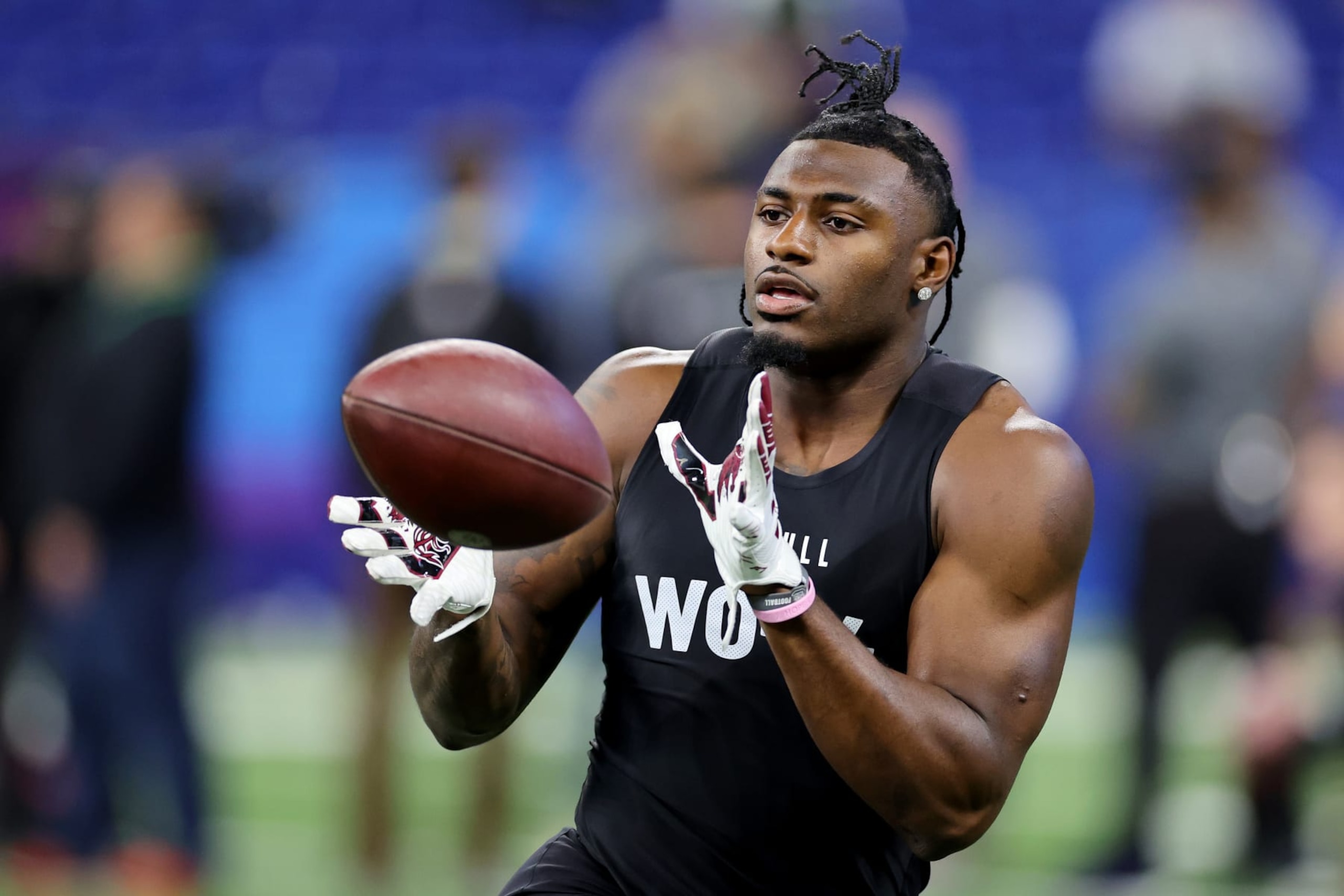 INDIANAPOLIS, INDIANA - MARCH 02: Xavier Legette #WO14 of South Carolina participates in a drill during the NFL Combine at Lucas Oil Stadium on March 02, 2024 in Indianapolis, Indiana. (Photo by Stacy Revere/Getty Images) INDIANAPOLIS, INDIANA - MARCH 02: Xavier Legette #WO14 of South Carolina participates in a drill during the NFL Combine at Lucas Oil Stadium on March 02, 2024 in Indianapolis, Indiana. (Photo by Stacy Revere/Getty Images)
