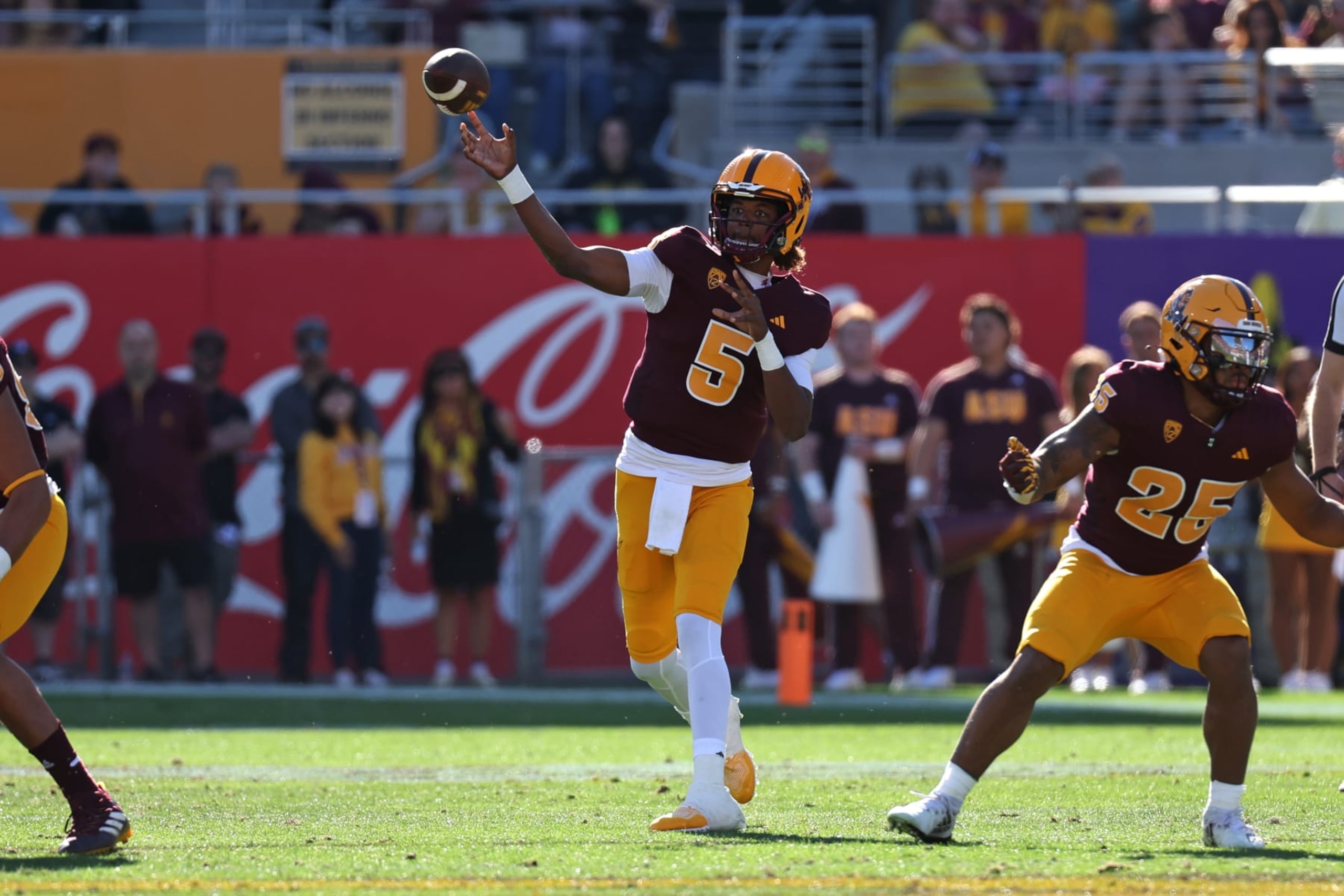 TEMPE, AZ - NOVEMBER 25: Arizona State Sun Devils quarterback Jaden Rashada (5) makes a pass during a football game between the Arizona Wildcats and the Arizona State Sun Devils on November 25, 2023, at Mullett Arena in Tempe, AZ. (Photo by Zac BonDurant/Icon Sportswire via Getty Images)