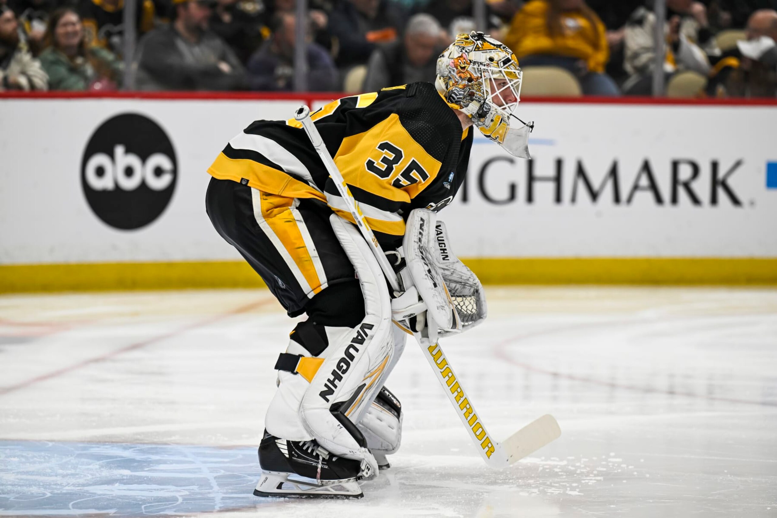 PITTSBURGH, PA - APRIL 13: Pittsburgh Penguins goaltender Tristan Jarry (35) tends net during the third period in the NHL game between the Pittsburgh Penguins and the Boston Bruins on April 13, 2024, at PPG Paints Arena in Pittsburgh, PA. (Photo by Jeanine Leech/Icon Sportswire via Getty Images) PITTSBURGH, PA - APRIL 13: Pittsburgh Penguins goaltender Tristan Jarry (35) tends net during the third period in the NHL game between the Pittsburgh Penguins and the Boston Bruins on April 13, 2024, at PPG Paints Arena in Pittsburgh, PA. (Photo by Jeanine Leech/Icon Sportswire via Getty Images)