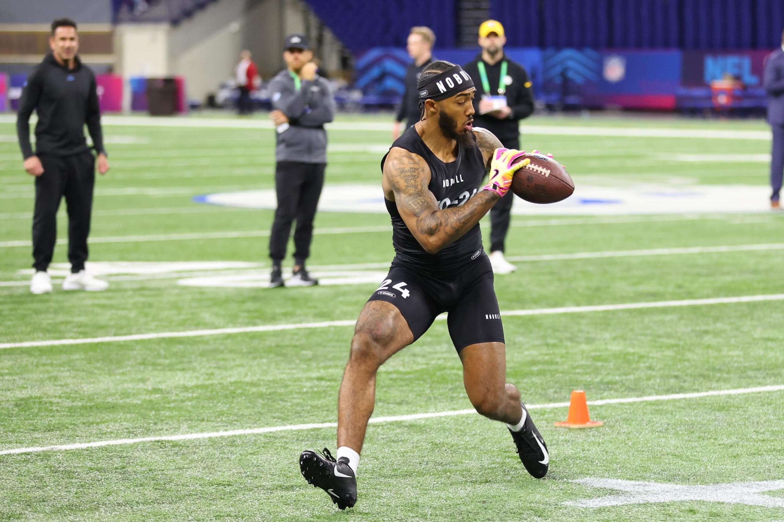 INDIANAPOLIS, INDIANA - MARCH 02: Ja'Lynn Polk #WO24 of Washington participates in a drill during the NFL Combine at Lucas Oil Stadium on March 02, 2024 in Indianapolis, Indiana. (Photo by Stacy Revere/Getty Images) INDIANAPOLIS, INDIANA - MARCH 02: Ja'Lynn Polk #WO24 of Washington participates in a drill during the NFL Combine at Lucas Oil Stadium on March 02, 2024 in Indianapolis, Indiana. (Photo by Stacy Revere/Getty Images)