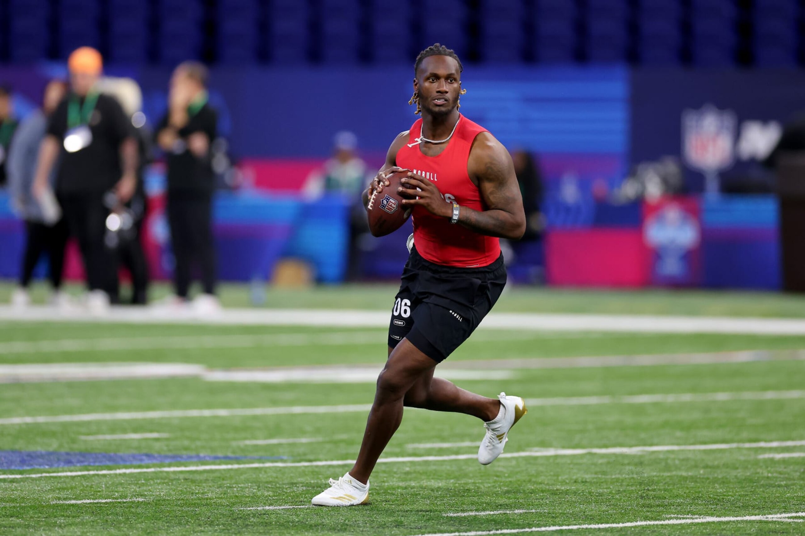 INDIANAPOLIS, INDIANA - MARCH 02: Joe Milton #QB06 of Tennessee participates in a drill during the NFL Combine at Lucas Oil Stadium on March 02, 2024 in Indianapolis, Indiana. (Photo by Stacy Revere/Getty Images)