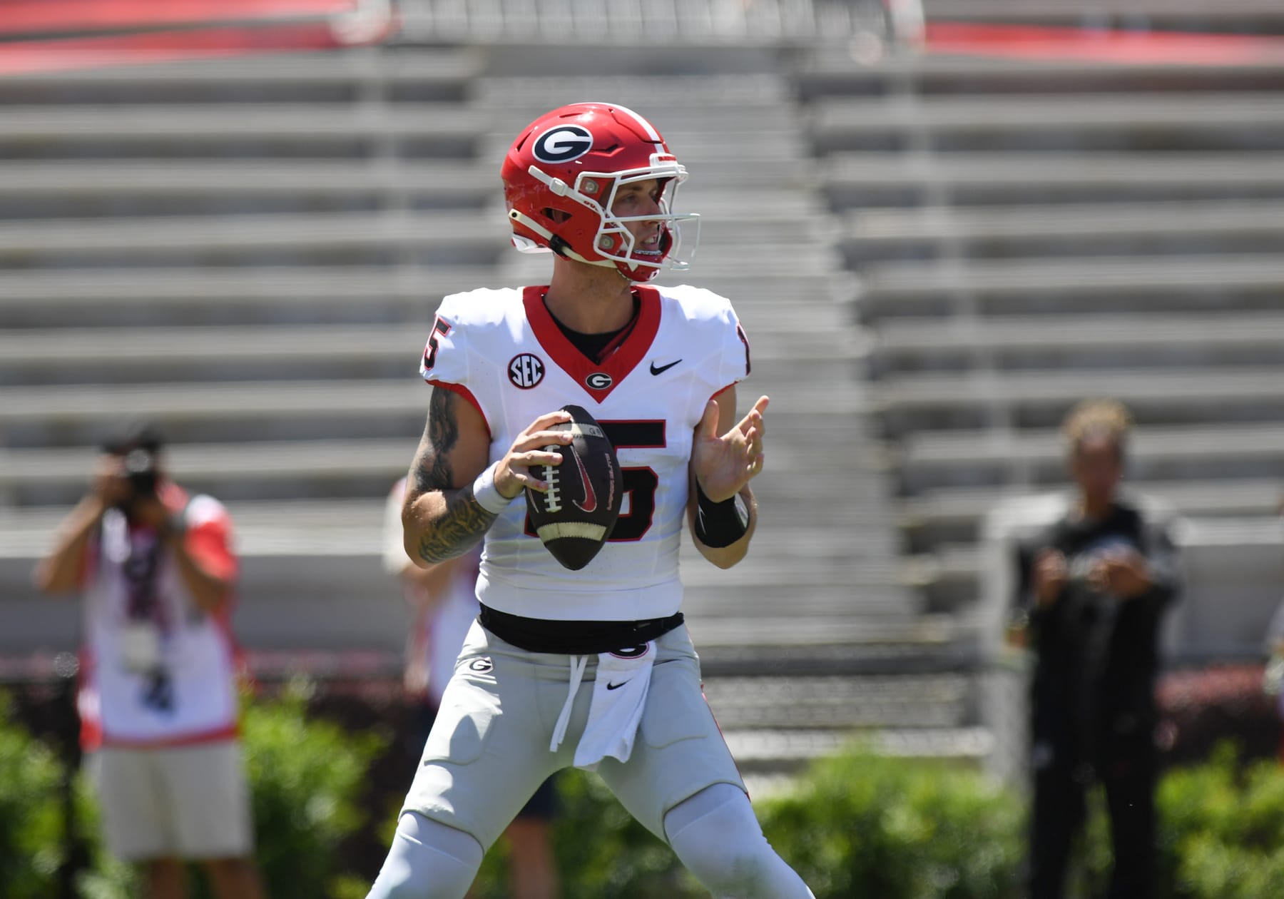 Athens, GA - APRIL 13: Georgia Bulldogs Quarterback Carson Beck (15) looks down field during the G-Day Red and Black Spring Game on April 13, 2024, Sanford Stadium in Athens, GA. (Photo by Jeffrey Vest/Icon Sportswire via Getty Images)