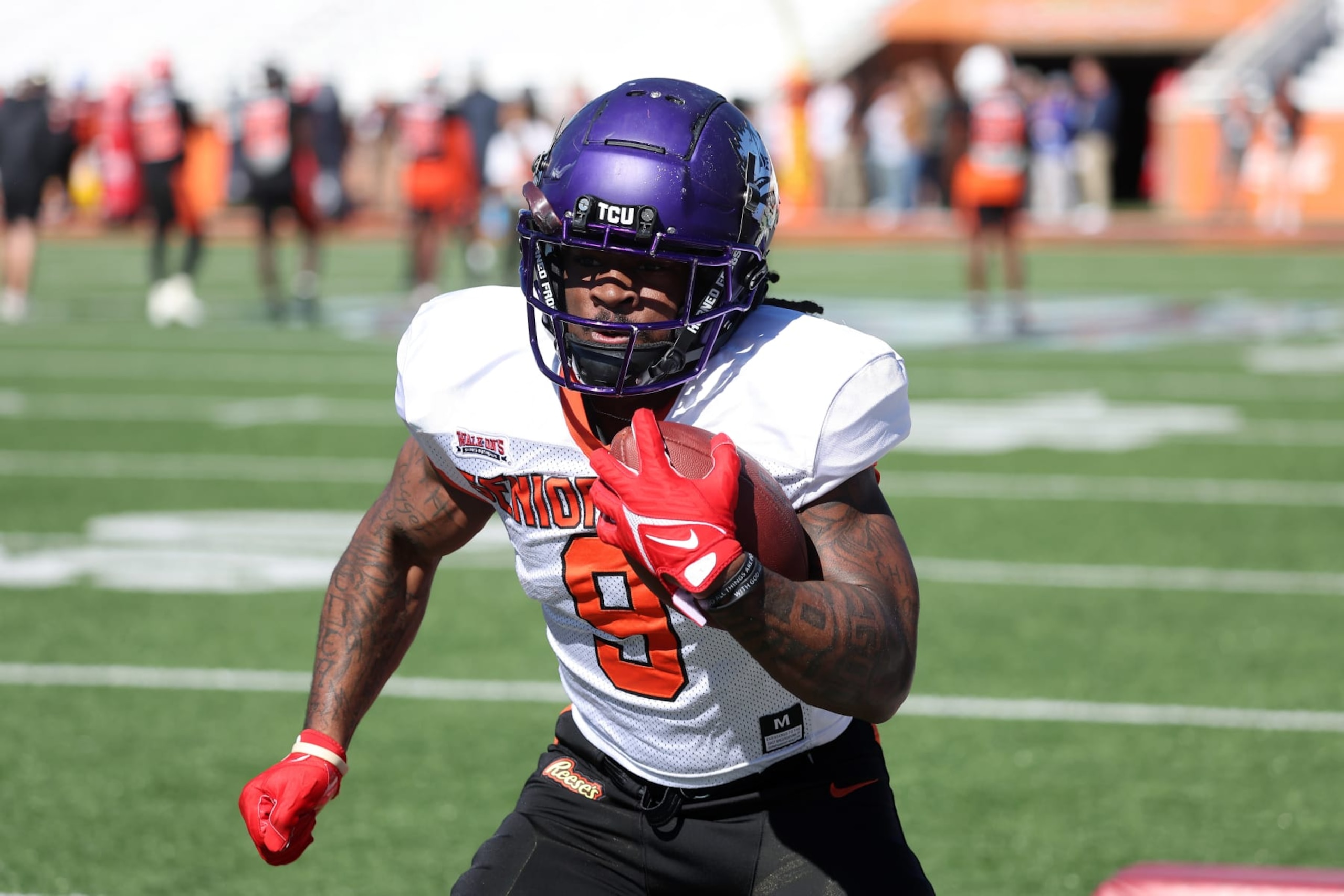 MOBILE, AL - JANUARY 31: American running back Emani Bailey of TCU (9) during the American Team practice for the Reese's Senior Bowl on January 31, 2024 at Hancock Whitney Stadium in Mobile, Alabama.  (Photo by Michael Wade/Icon Sportswire via Getty Images)