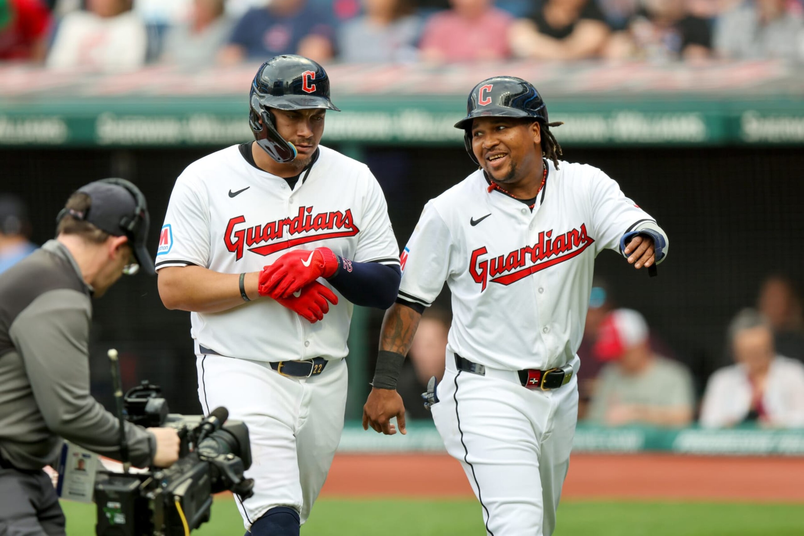 Josh Naylor (L) and José Ramírez (R)