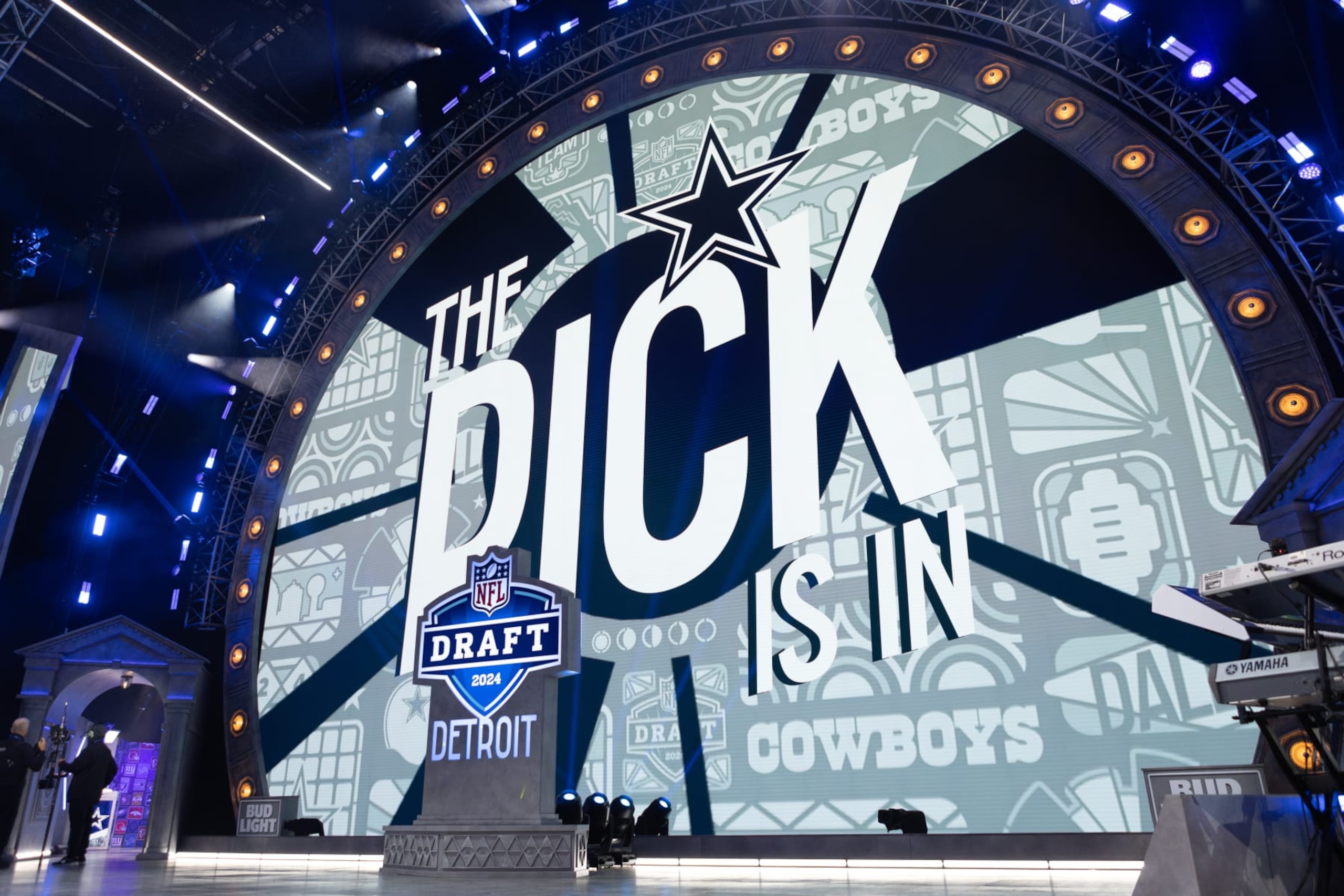 DETROIT, MI - APRIL 25: The Dallas Cowboys make their pick during Day 1 of the NFL Draft on April 25, 2024 at Campus Martius Park and Hart Plaza in Detroit, MI. (Photo by John Smolek/Icon Sportswire via Getty Images) DETROIT, MI - APRIL 25: The Dallas Cowboys make their pick during Day 1 of the NFL Draft on April 25, 2024 at Campus Martius Park and Hart Plaza in Detroit, MI. (Photo by John Smolek/Icon Sportswire via Getty Images)