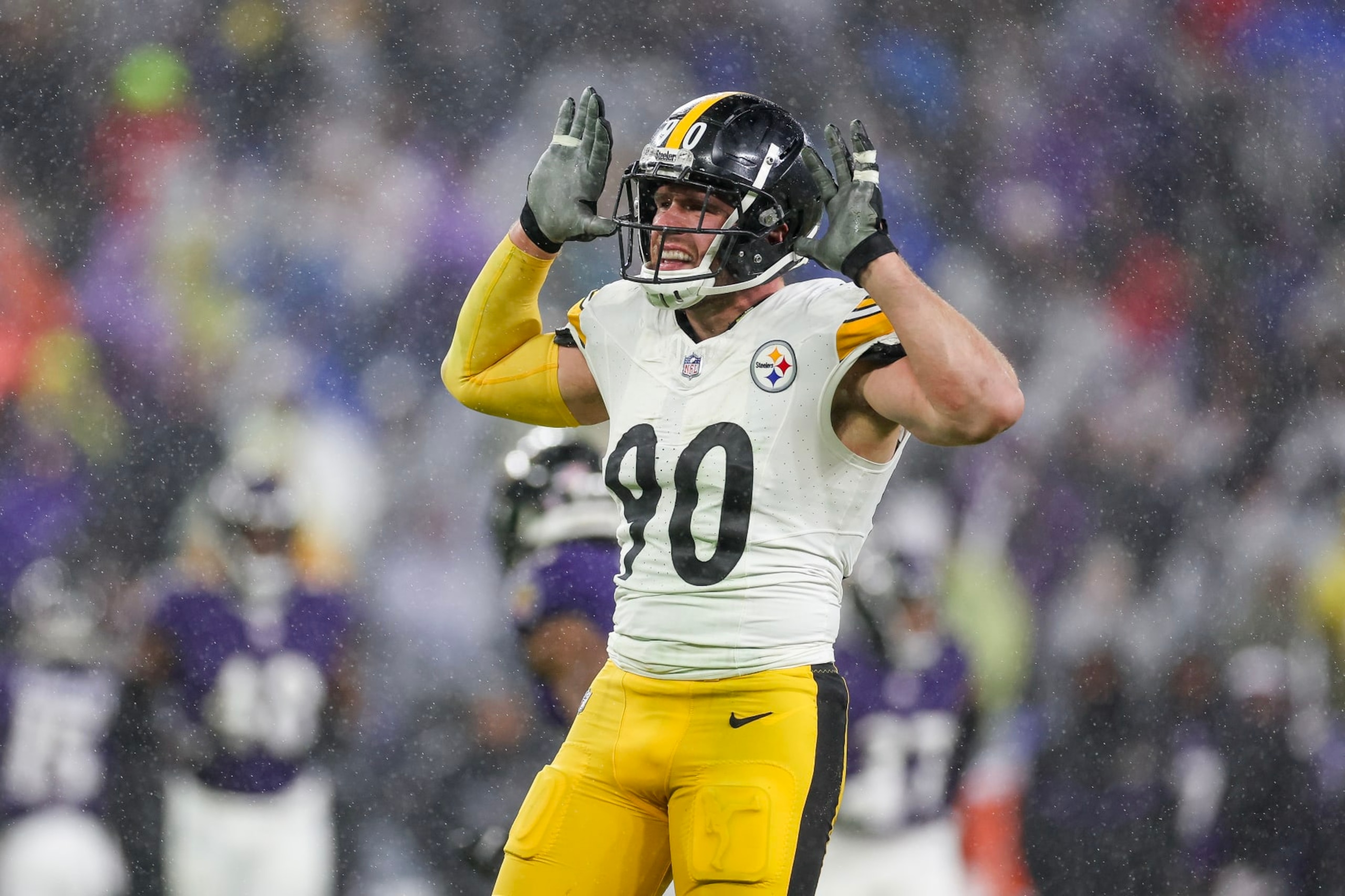 BALTIMORE, MARYLAND - JANUARY 06: T.J. Watt #90 of the Pittsburgh Steelers celebrates after a sack in the third quarter of a game against the Baltimore Ravens at M&T Bank Stadium on January 06, 2024 in Baltimore, Maryland. (Photo by Rob Carr/Getty Images) BALTIMORE, MARYLAND - JANUARY 06: T.J. Watt #90 of the Pittsburgh Steelers celebrates after a sack in the third quarter of a game against the Baltimore Ravens at M&T Bank Stadium on January 06, 2024 in Baltimore, Maryland. (Photo by Rob Carr/Getty Images)