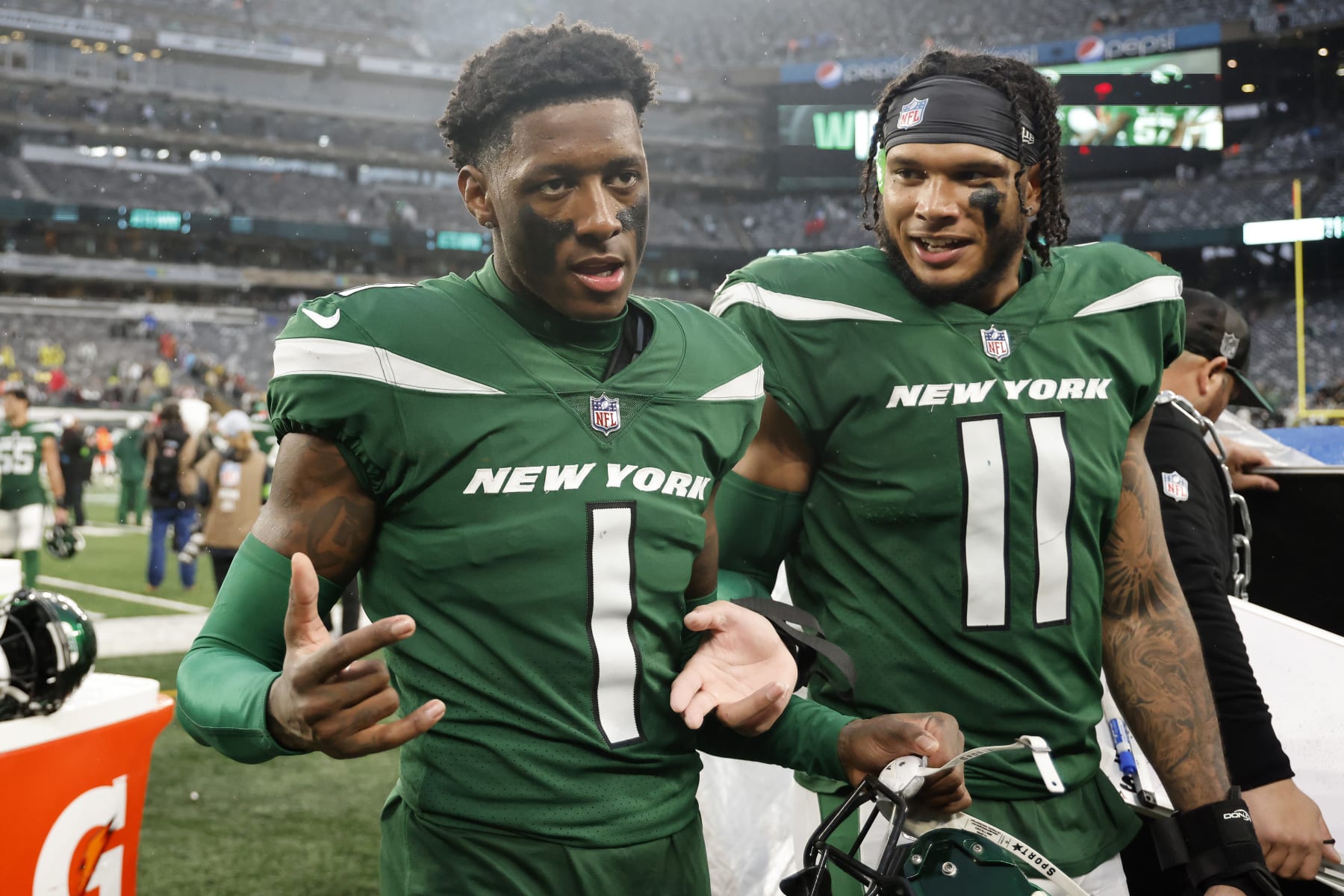 Sauce Gardner and Jermaine Johnson