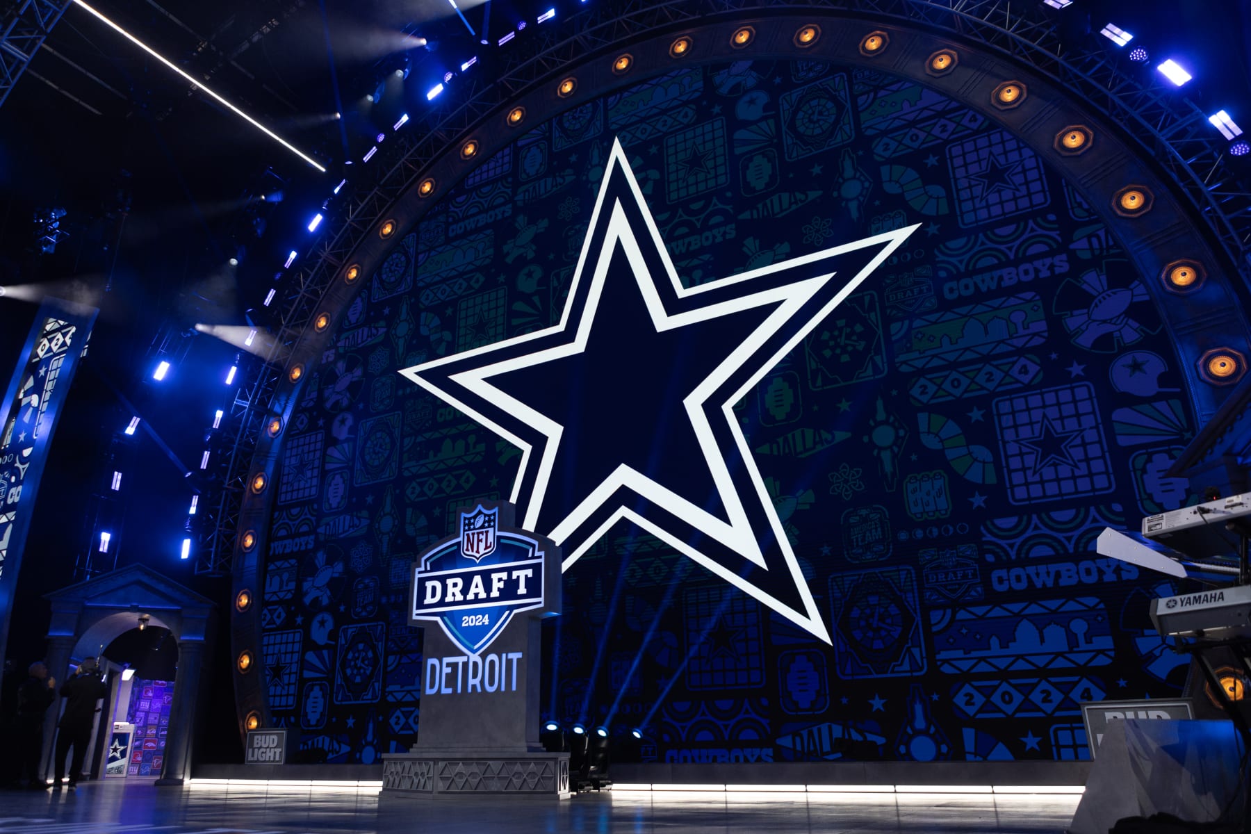 DETROIT, MI - APRIL 25: The Dallas Cowboys are on the clock during Day 1 of the NFL Draft on April 25, 2024 at Campus Martius Park and Hart Plaza in Detroit, MI. (Photo by John Smolek/Icon Sportswire via Getty Images)