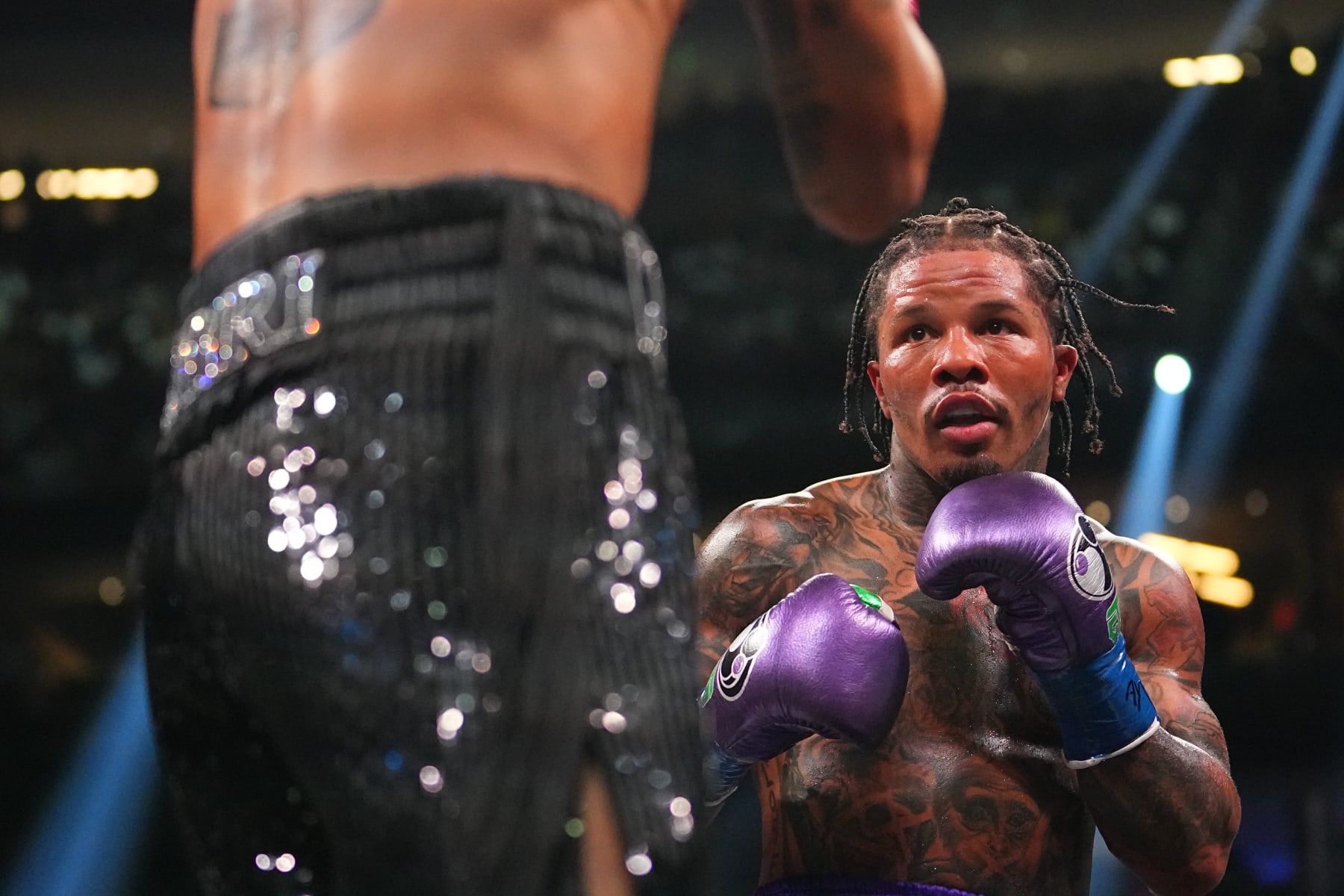 Boxing: Gervonta Davis (R) and Ryan Garcia (L) exchange punches during fight at T-Mobile Arena. 
Las Vegas, NV 4/22/2023 
CREDIT: Erick W. Rasco (Photo by Erick W. Rasco/Sports Illustrated via Getty Images) 
(Set Number: X164350 TK1)