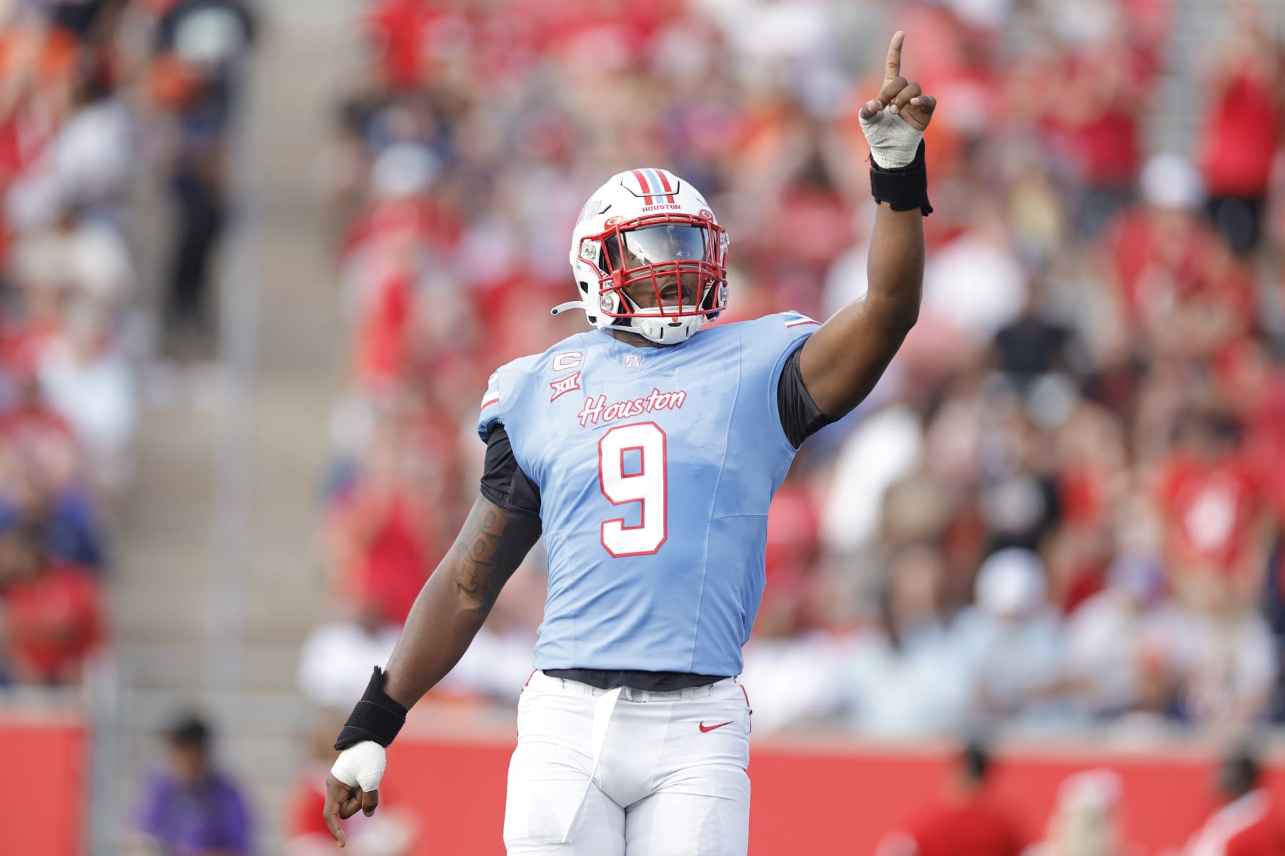 HOUSTON, TEXAS - SEPTEMBER 02: Nelson Ceaser #9 of the Houston Cougars reacts to a stop against the UTSA Roadrunners during the first half at TDECU Stadium on September 02, 2023 in Houston, Texas. (Photo by Carmen Mandato/Getty Images)