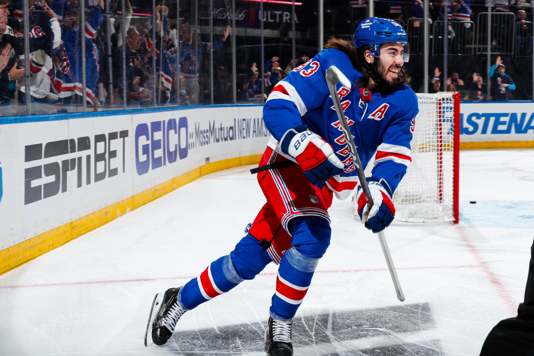 NEW YORK, NEW YORK - MAY 05: Mika Zibanejad #93 of the New York Rangers scores a first period goal against the Carolina Hurricanes in Game One of the Second Round of the 2024 Stanley Cup Playoffs at Madison Square Garden on May 5, 2024 in New York City. (Photo by Jared Silber/NHLI via Getty Images)