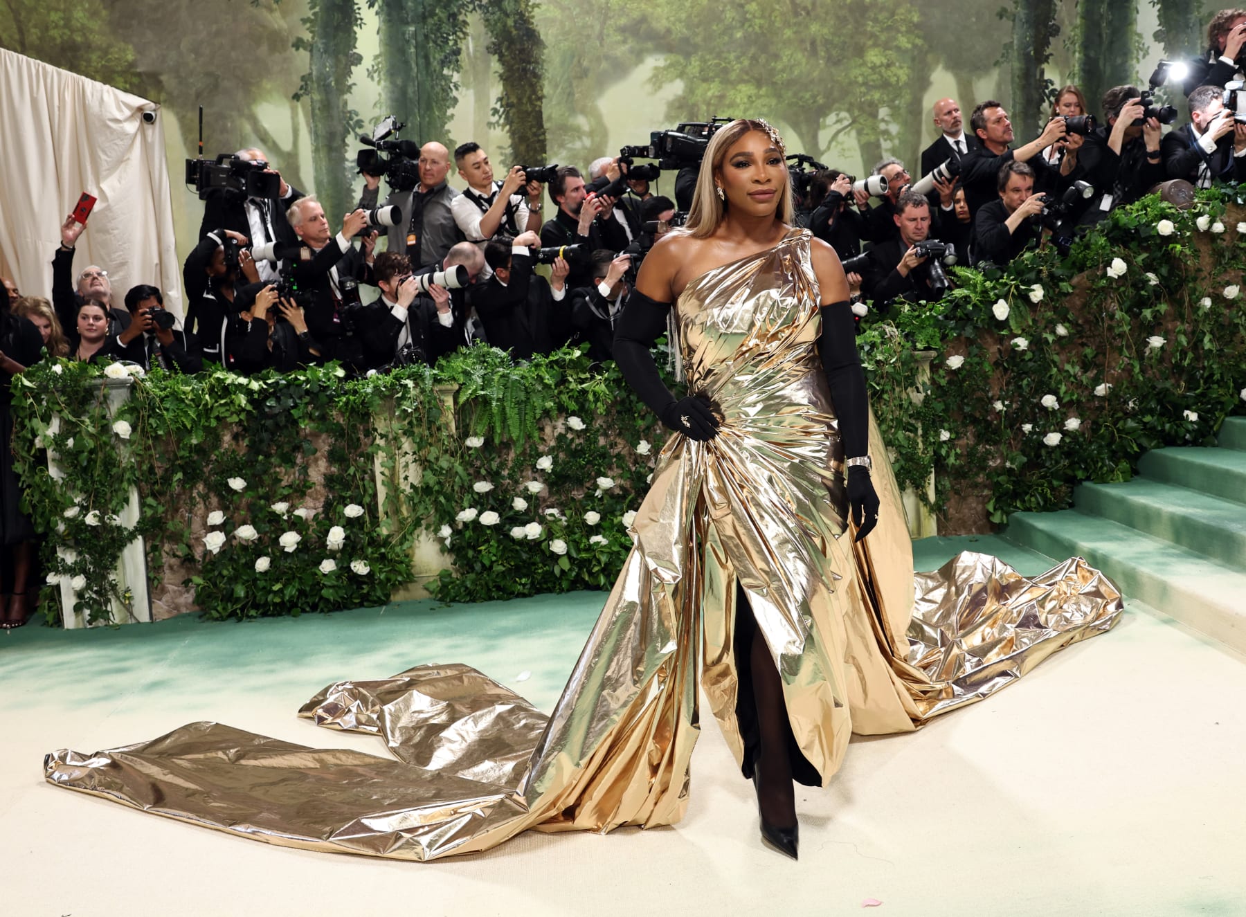 NEW YORK, NEW YORK - MAY 06: Serena Williams attends The 2024 Met Gala Celebrating "Sleeping Beauties: Reawakening Fashion" at The Metropolitan Museum of Art on May 06, 2024 in New York City. (Photo by Jamie McCarthy/Getty Images)