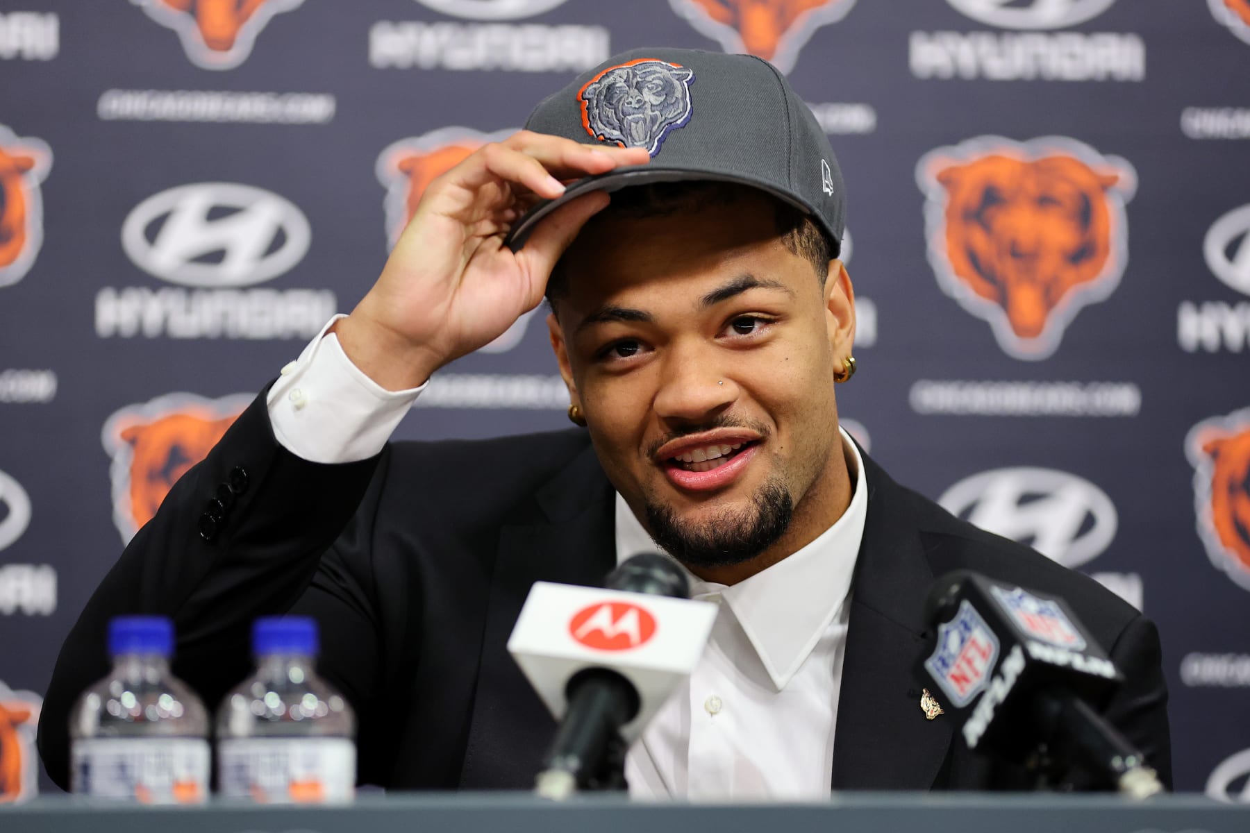 LAKE FOREST, ILLINOIS - APRIL 26: Rome Odunze #15 of the Chicago Bears answers questions from the media during his introductory press conference at Halas Hall on April 26, 2024 in Lake Forest, Illinois. Rome Odunze was selected by the Chicago Bears ninth overall in the 2024 NFL Draft on Thursday. (Photo by Michael Reaves/Getty Images)