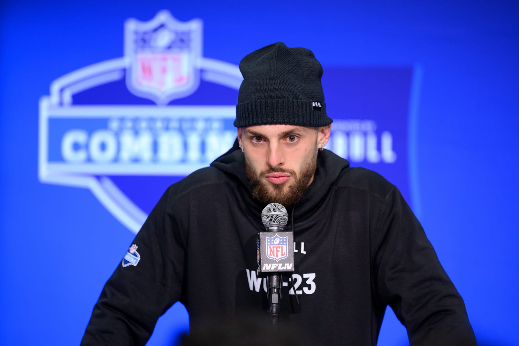 INDIANAPOLIS, IN - MARCH 01: Florida wide receiver Ricky Pearsall answers questions from the media during the NFL Scouting Combine on March 1, 2024, at the Indiana Convention Center in Indianapolis, IN. (Photo by Zach Bolinger/Icon Sportswire via Getty Images)
