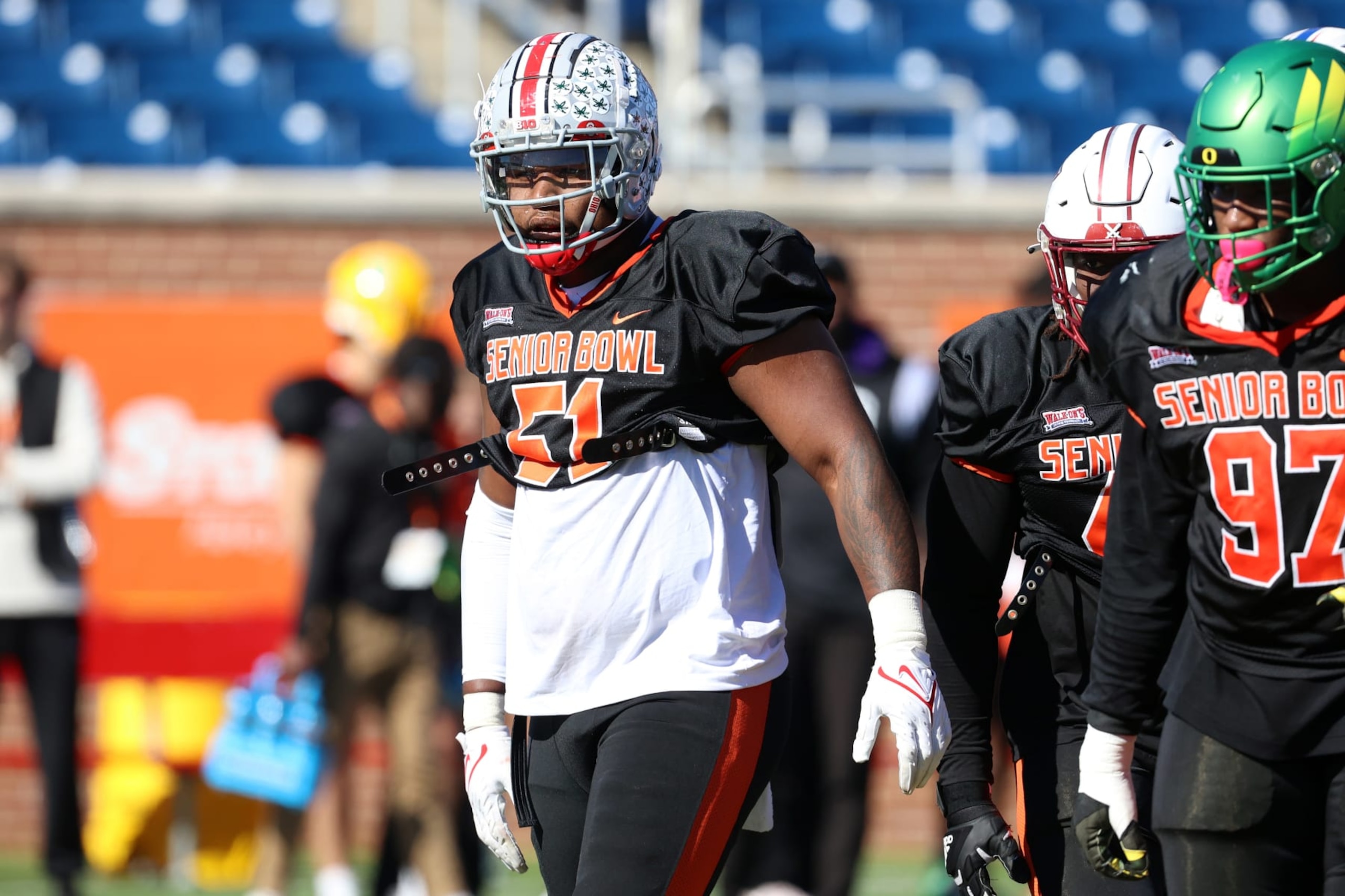 Cleveland Browns defensive tackle Mike Hall Jr. Cleveland Browns defensive tackle Mike Hall Jr.