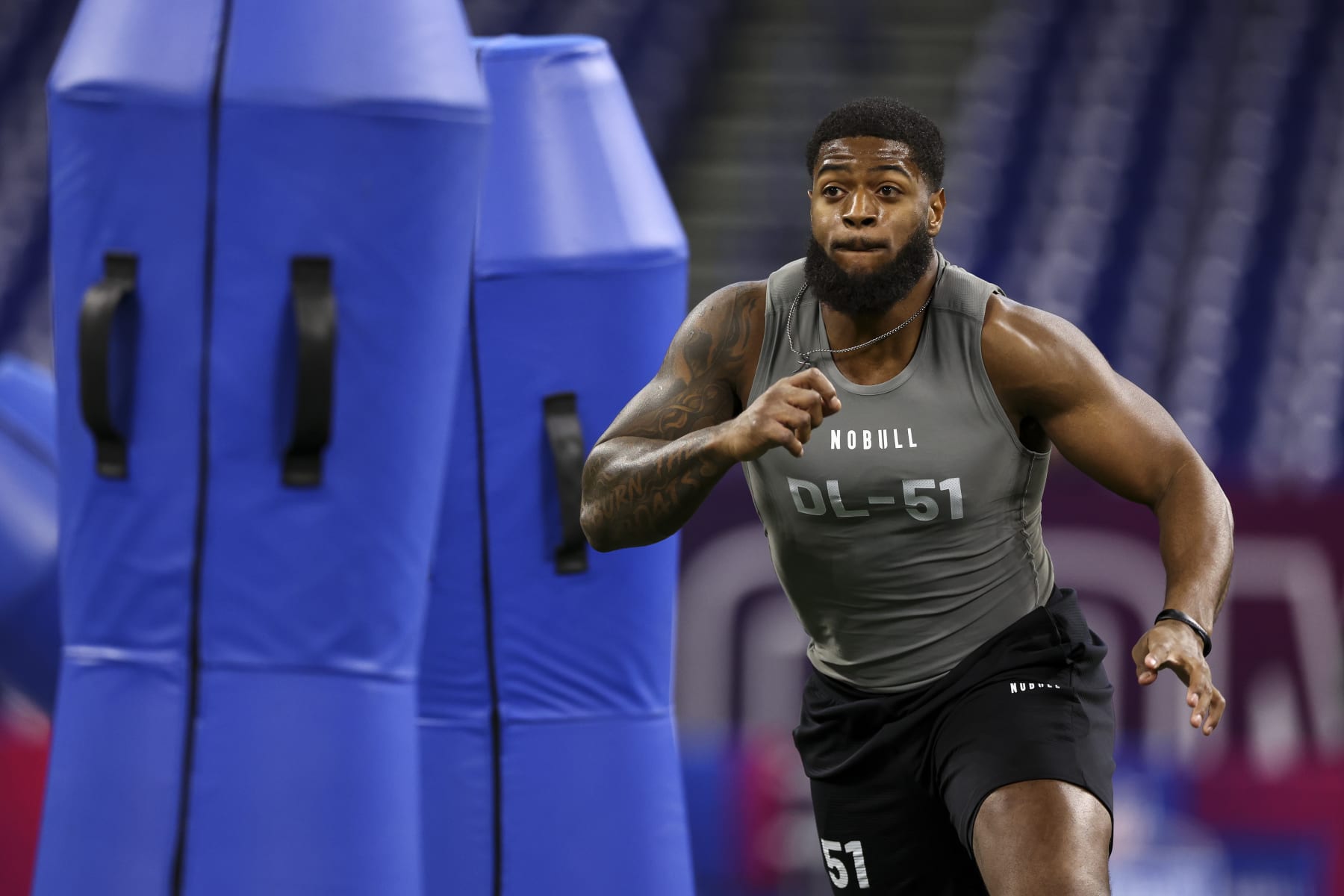 New Rams edge Jared Verse