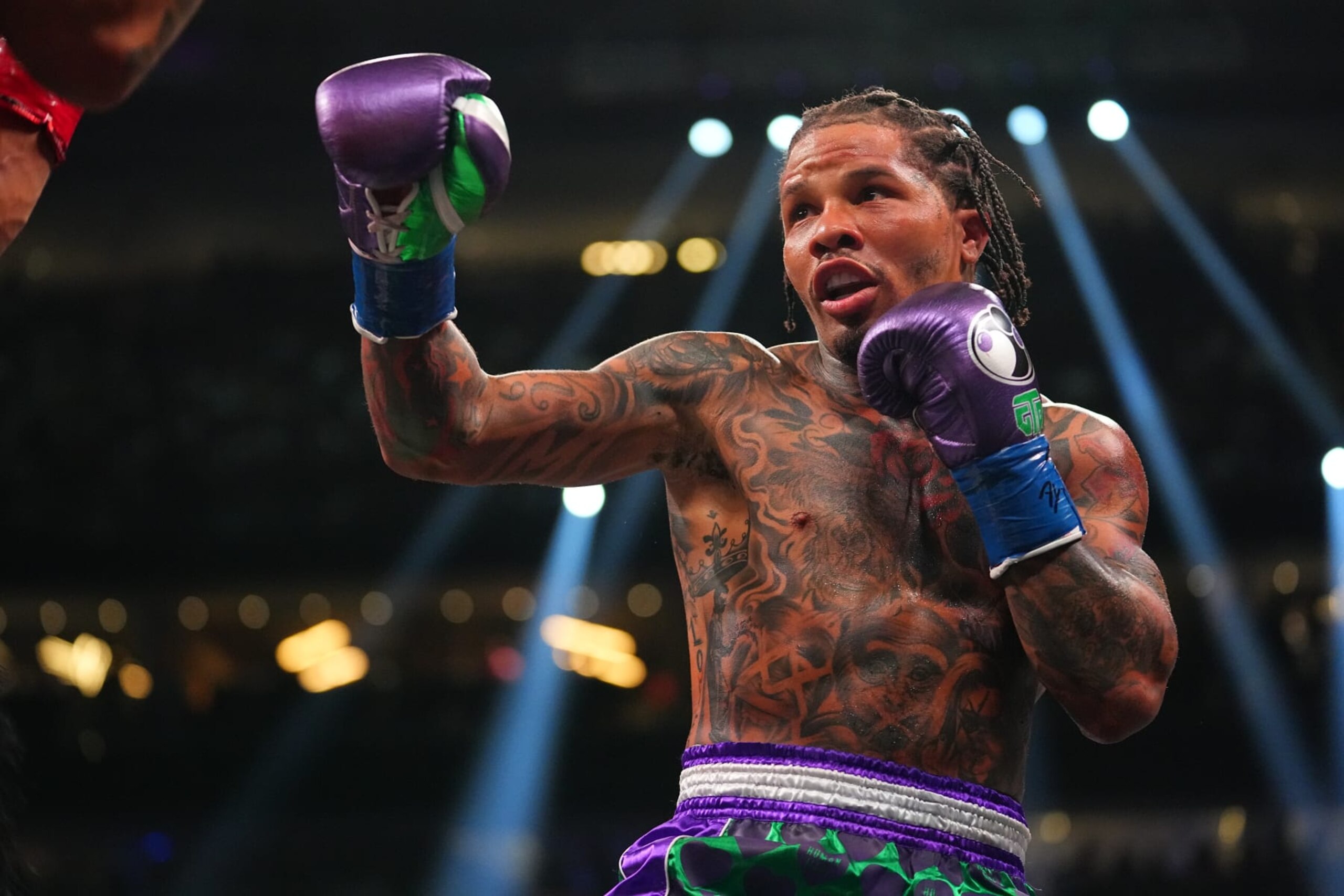 Boxing: Gervonta Davis in action, throws a punch  Ryan Garcia during fight at T-Mobile Arena. 
Las Vegas, NV 4/22/2023 
CREDIT: Erick W. Rasco (Photo by Erick W. Rasco/Sports Illustrated via Getty Images) 
(Set Number: X164350 TK1)