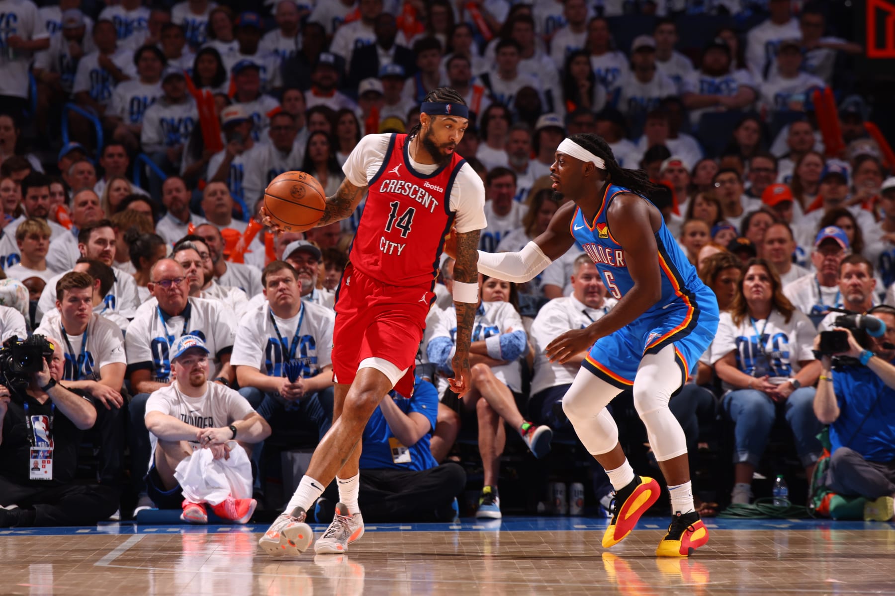 OKLAHOMA CITY, OK - APRIL 24: Brandon Ingram #14 of the New Orleans Pelicans dribbles the ball during the game against the Oklahoma City Thunder during Round 1 Game 2 of the 2024 NBA Playoffs on April 24, 2024 at Paycom Arena in Oklahoma City, Oklahoma. NOTE TO USER: User expressly acknowledges and agrees that, by downloading and or using this photograph, User is consenting to the terms and conditions of the Getty Images License Agreement. Mandatory Copyright Notice: Copyright 2024 NBAE (Photo by Zach Beeker/NBAE via Getty Images)