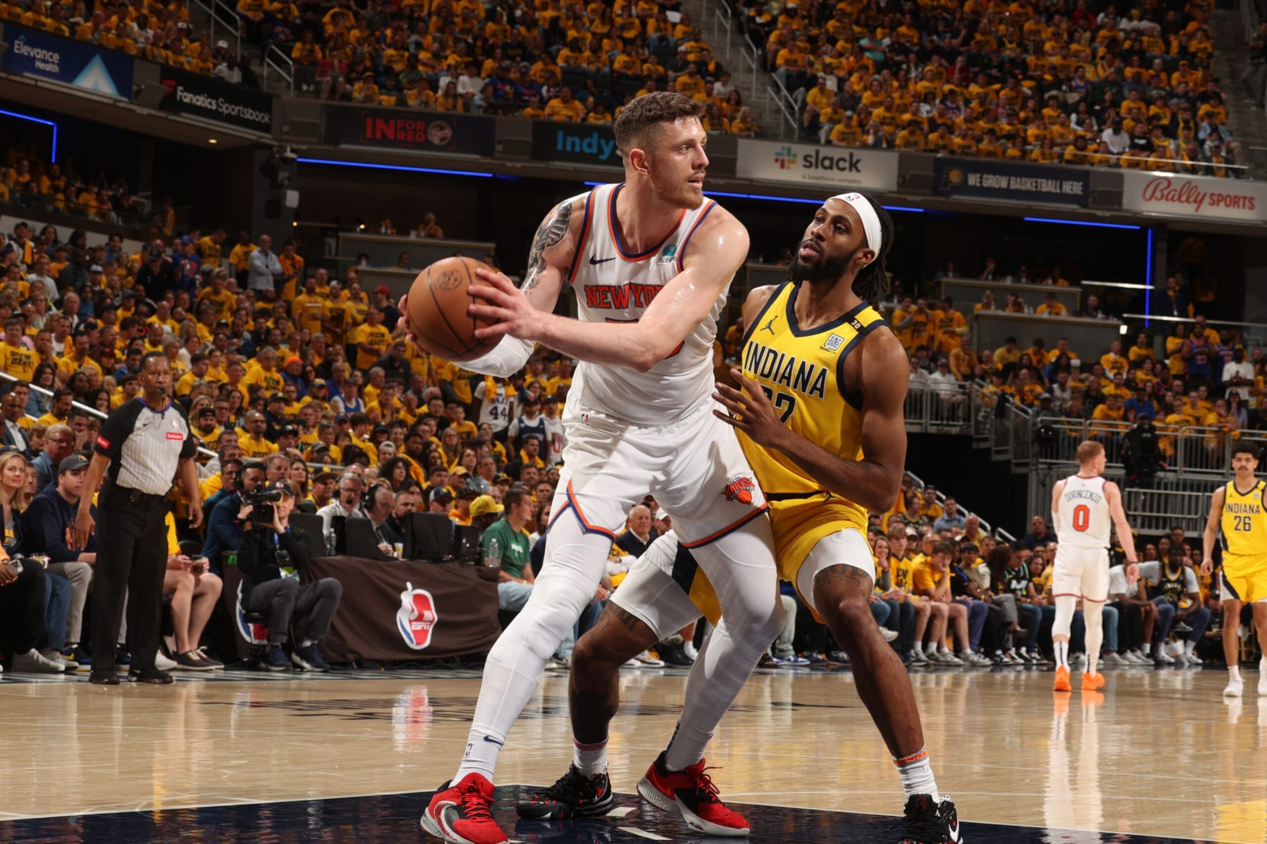 INDIANAPOLIS, IN - MAY 10: Isaiah Hartenstein #55 of the New York Knicks handles the ball during the game  against the Indiana Pacers during Round 2 Game 3 of the 2024 NBA Playoffs on May 10, 2024 at Gainbridge Fieldhouse in Indianapolis, Indiana. NOTE TO USER: User expressly acknowledges and agrees that, by downloading and or using this Photograph, user is consenting to the terms and conditions of the Getty Images License Agreement. Mandatory Copyright Notice: Copyright 2024 NBAE (Photo by Nathaniel S. Butler/NBAE via Getty Images)