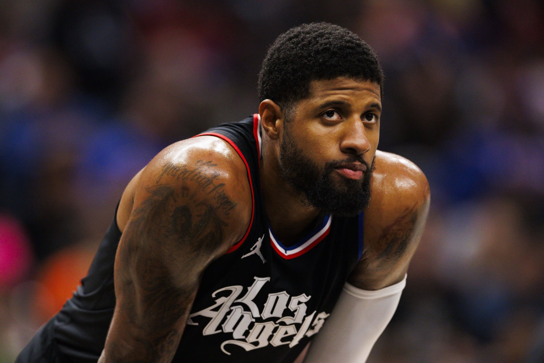 LOS ANGELES, CA - DECEMBER 16: LA Clippers forward Paul George (13) during an NBA basketball game against the New York Knicks on December 16, 2023 at Crypto.com Arena in Los Angeles, CA. (Photo by Ric Tapia/Icon Sportswire via Getty Images)
