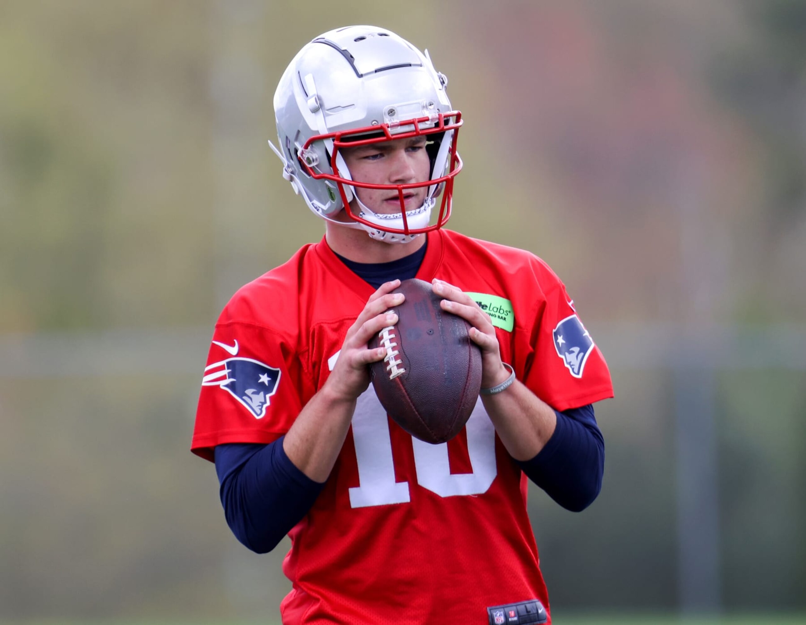 Patriots quarterback Drake Maye