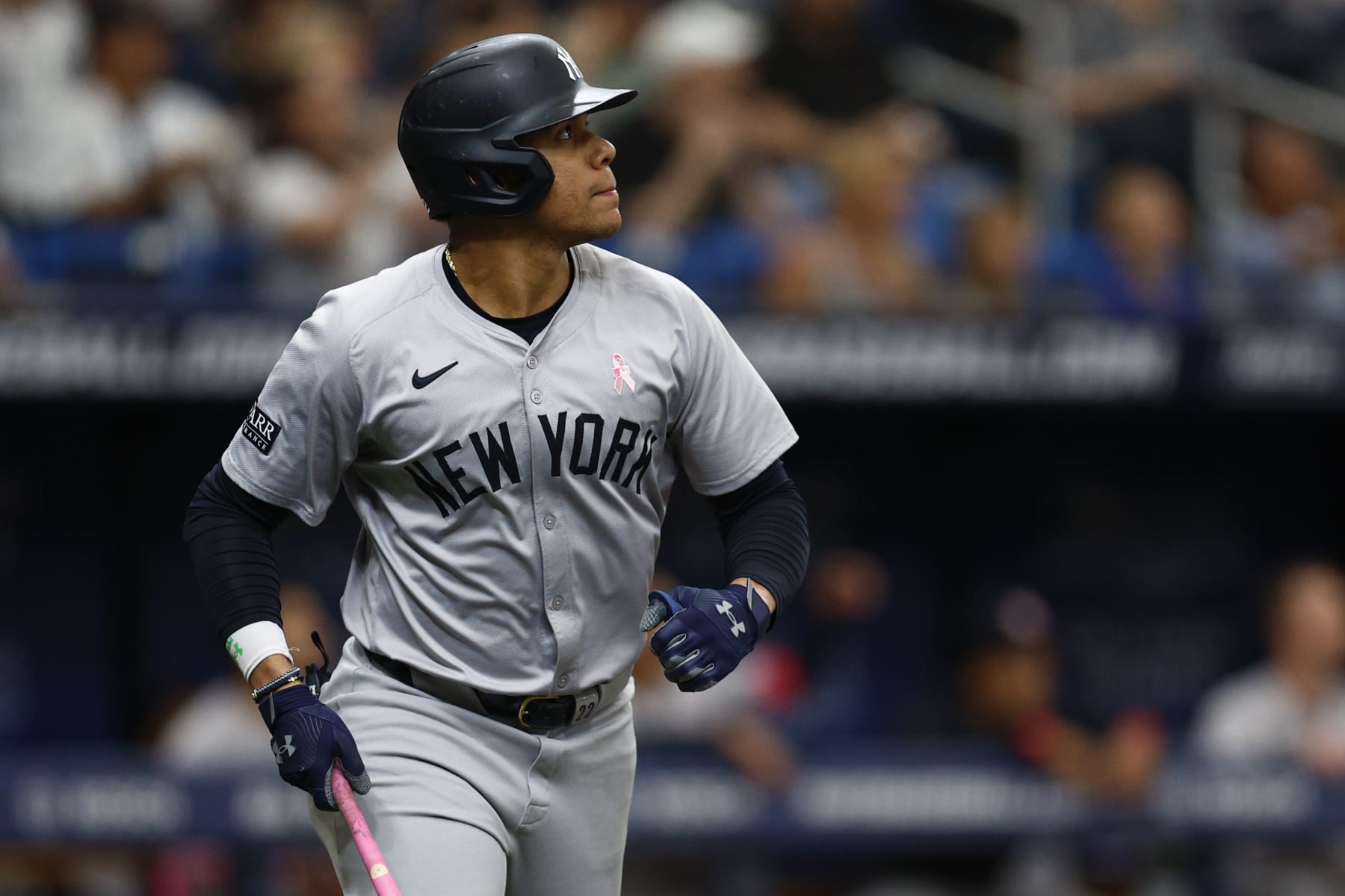 ST PETERSBURG, FLORIDA - MAY 12: Juan Soto #22 of the New York Yankees reacts during the first inning against the New York Yankees at Tropicana Field on May 12, 2024 in St Petersburg, Florida. (Photo by Douglas P. DeFelice/Getty Images)
