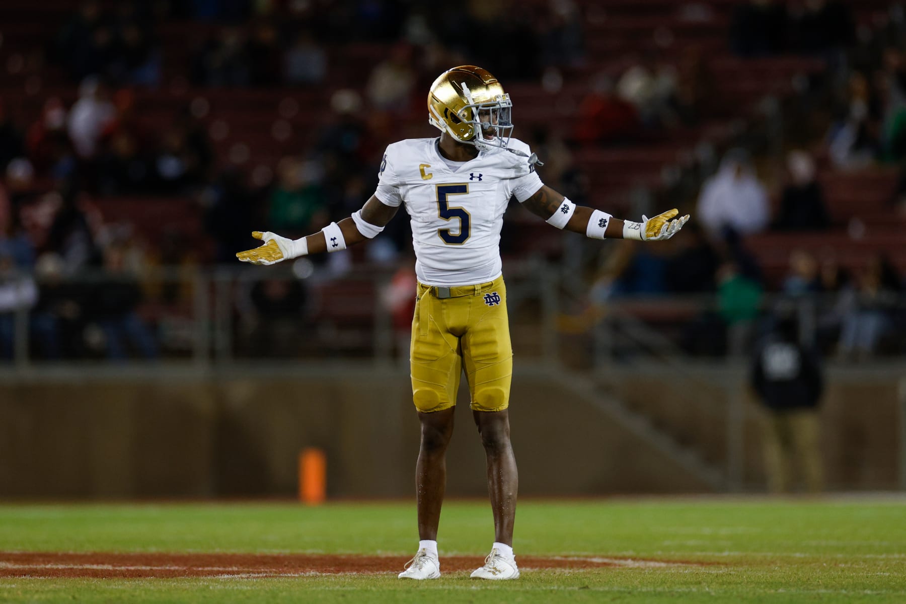 STANFORD, CALIFORNIA - NOVEMBER 25: Cam Hart #5 of the Notre Dame Fighting Irish in a defensive position in the second half during a game against the Stanford Cardinal at Stanford Stadium on November 25, 2023 in Stanford, California. (Photo by Brandon Sloter/Image Of Sport/Getty Images)