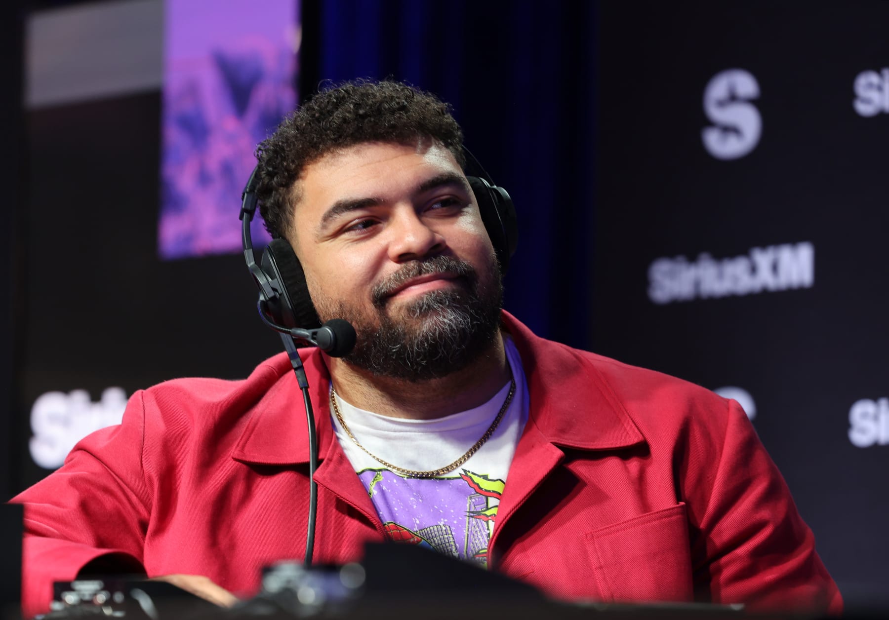 LAS VEGAS, NEVADA - FEBRUARY 07: Cam Heyward speaks on SiriusXM at Super Bowl LVIII  on February 07, 2024 in Las Vegas, Nevada. (Photo by Cindy Ord/Getty Images for SiriusXM)