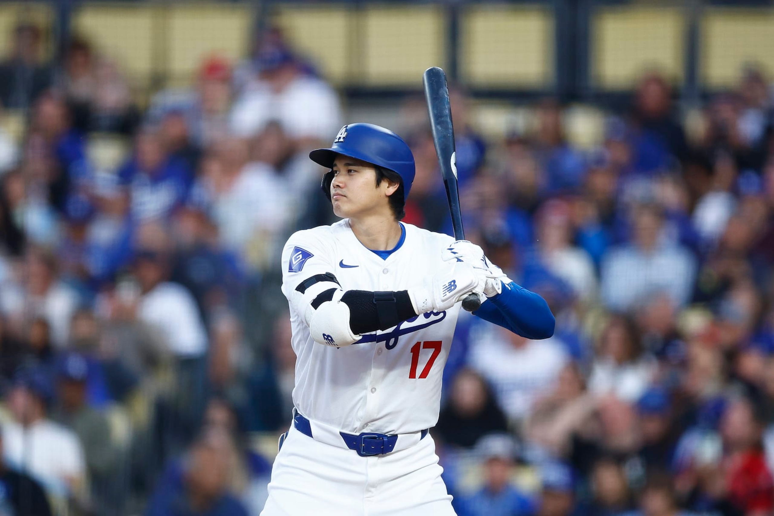 LOS ANGELES, CALIFORNIA - MAY 16:  Shohei Ohtani #17 of the Los Angeles Dodgers at bat against the Cincinnati Reds in the first inning at Dodger Stadium on May 16, 2024 in Los Angeles, California. (Photo by Ronald Martinez/Getty Images)