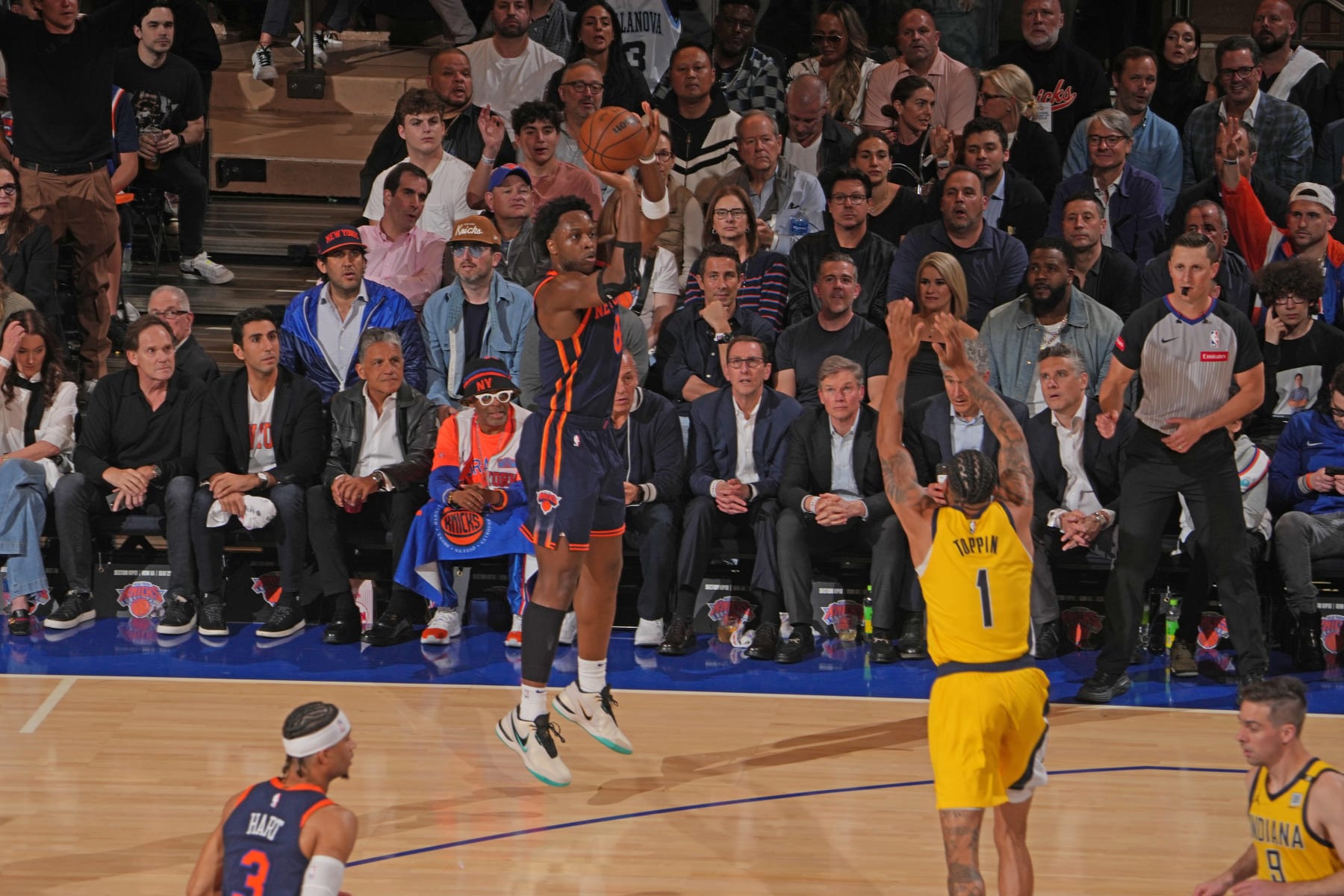 NEW YORK, NY - MAY 8: OG Anunoby #8 of the New York Knicks shoots a three point basket during the game against the Indiana Pacers during Round 2 Game 2 of the 2024 NBA Playoffs on May 8, 2024 at Madison Square Garden in New York City, New York.  NOTE TO USER: User expressly acknowledges and agrees that, by downloading and or using this photograph, User is consenting to the terms and conditions of the Getty Images License Agreement. Mandatory Copyright Notice: Copyright 2024 NBAE  (Photo by Jesse D. Garrabrant/NBAE via Getty Images)