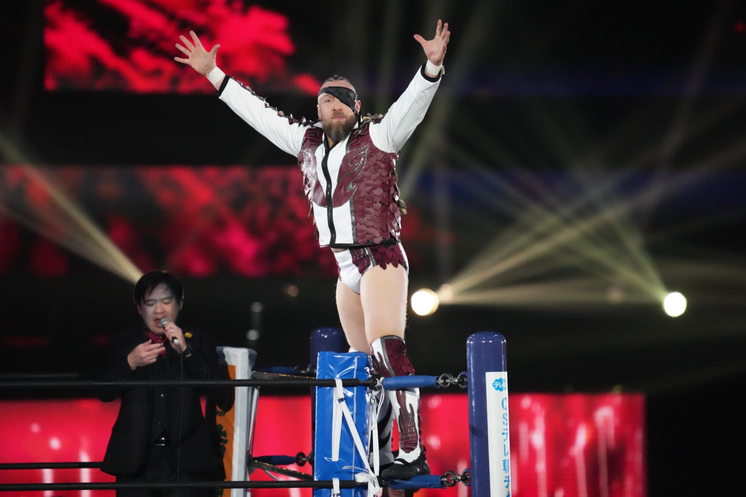 TOKYO, JAPAN - JANUARY 04: Bryan Danielson enters the ring during the New Japan Pro-Wrestlingï½Wrestle Kingdom 18 in Tokyo Dome on January 04, 2024 in Tokyo, Japan. (Photo by Etsuo Hara/Getty Images) TOKYO, JAPAN - JANUARY 04: Bryan Danielson enters the ring during the New Japan Pro-Wrestlingï½Wrestle Kingdom 18 in Tokyo Dome on January 04, 2024 in Tokyo, Japan. (Photo by Etsuo Hara/Getty Images)
