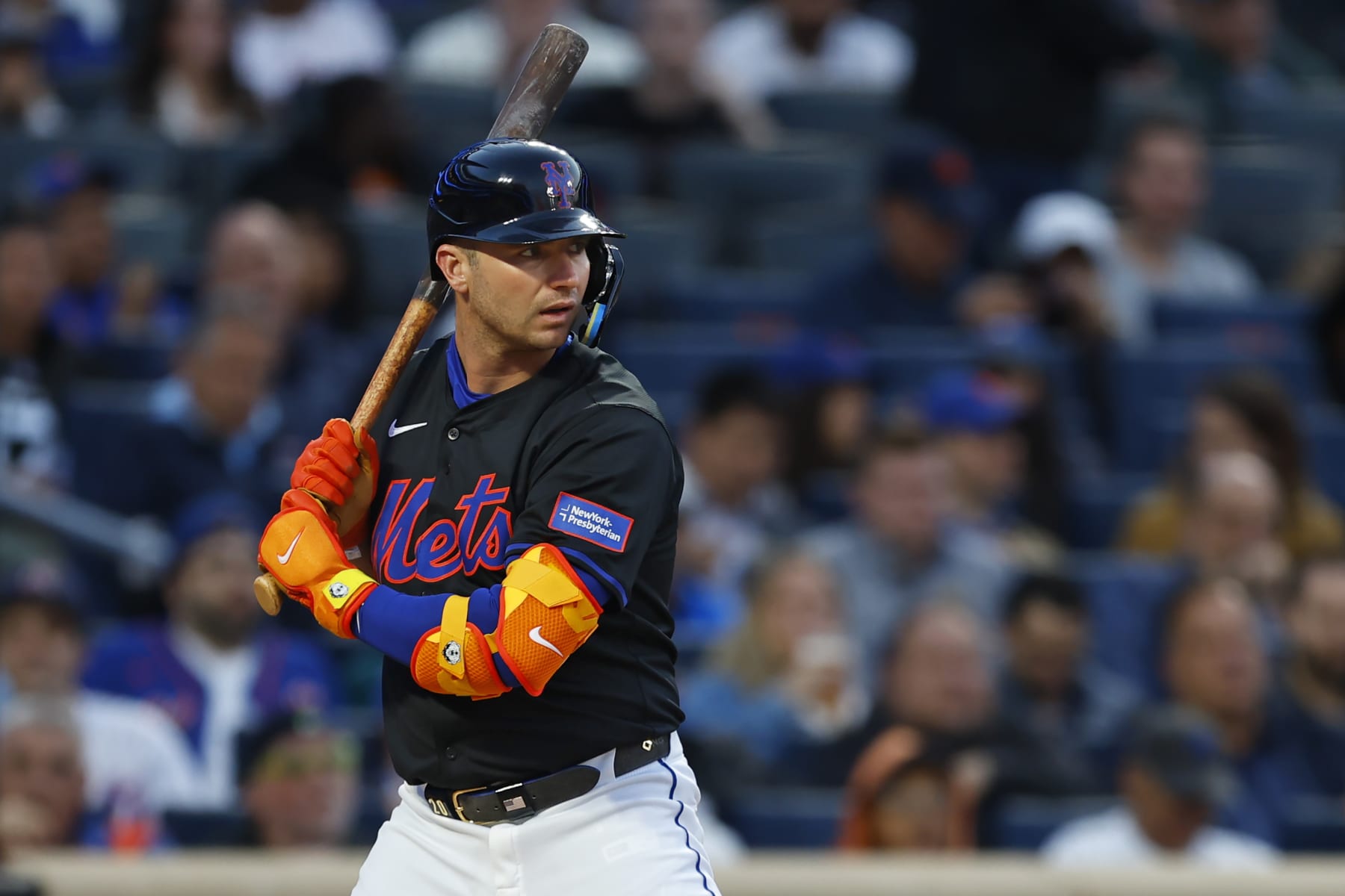 NEW YORK, NEW YORK - MAY 13: Pete Alonso #20 of the New York Mets in action against the Philadelphia Phillies during a game at Citi Field on May 13, 2024 in New York City. (Photo by Rich Schultz/Getty Images)